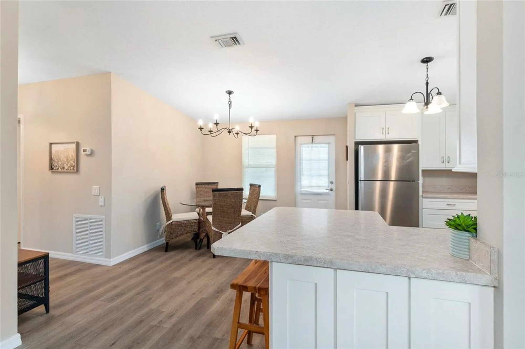 Property Slideshow image 15 of 67 | 1607 doral cir, Lady Lake, FL, 32159