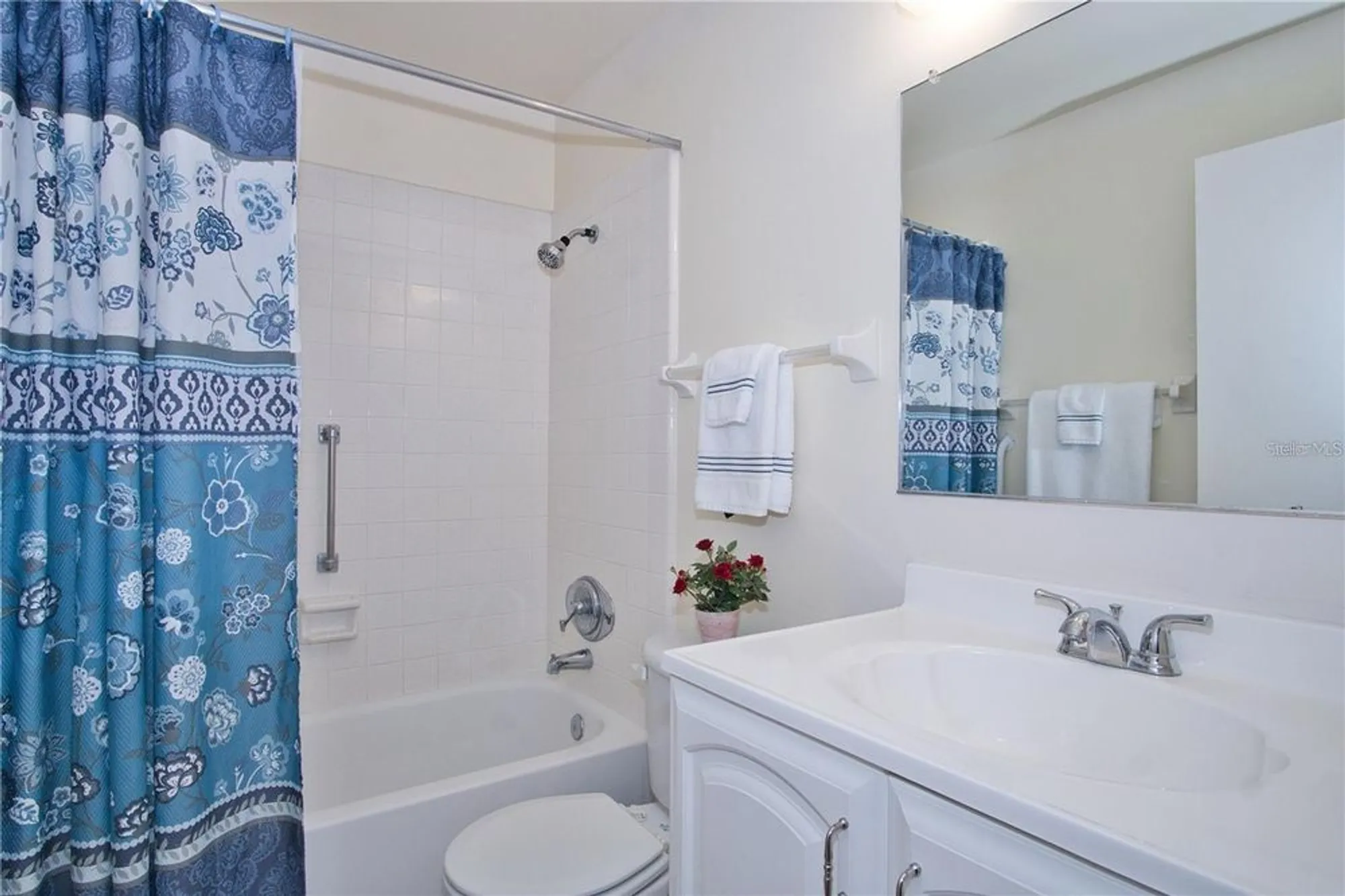 Property Slideshow image 6 of 30 | 1906 canterbury ln unit 32, Sun City Center, FL, 33573