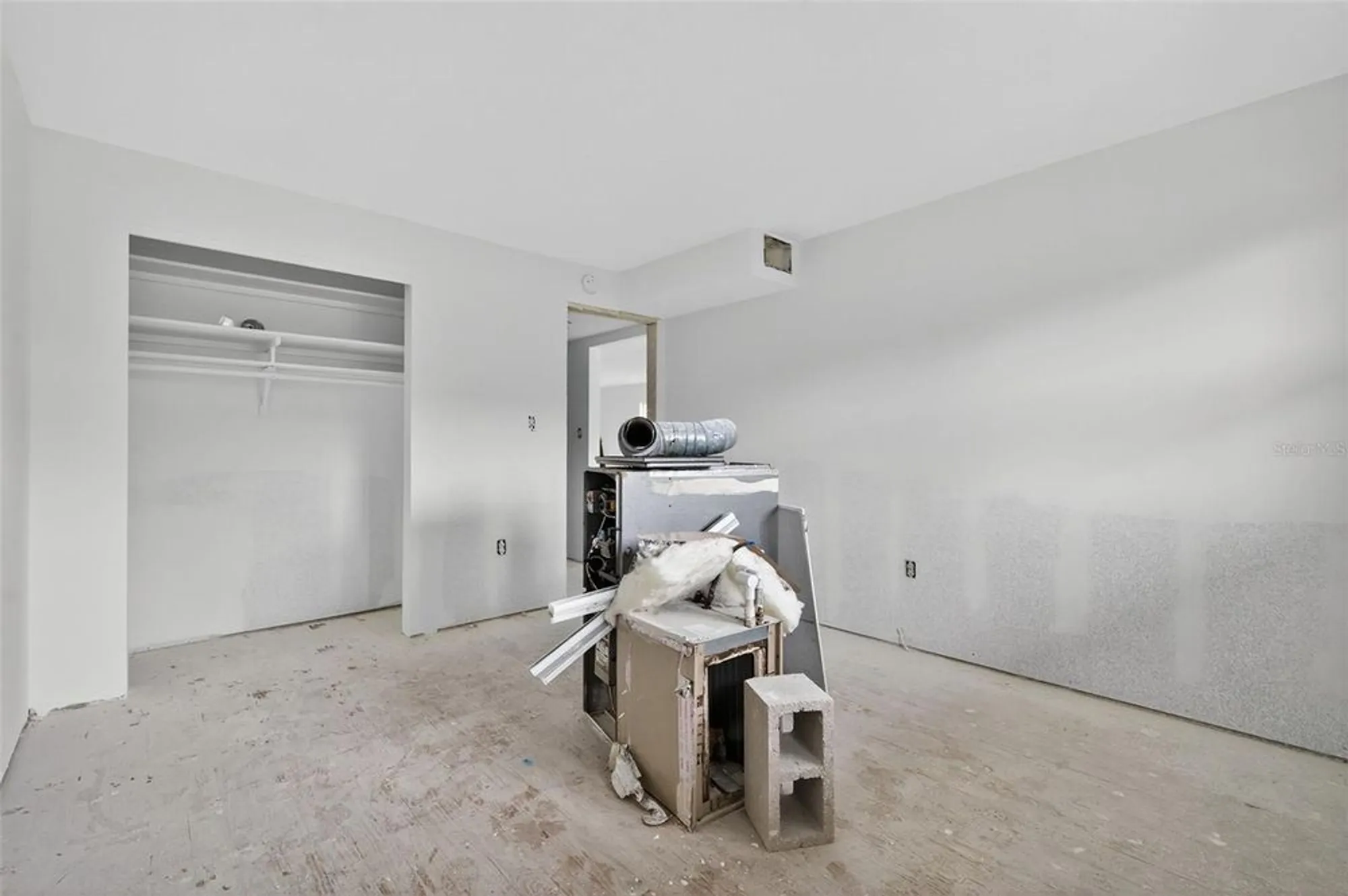 Property Slideshow image 17 of 44 | 2 causeway blvd 101, Dunedin, FL, 34698