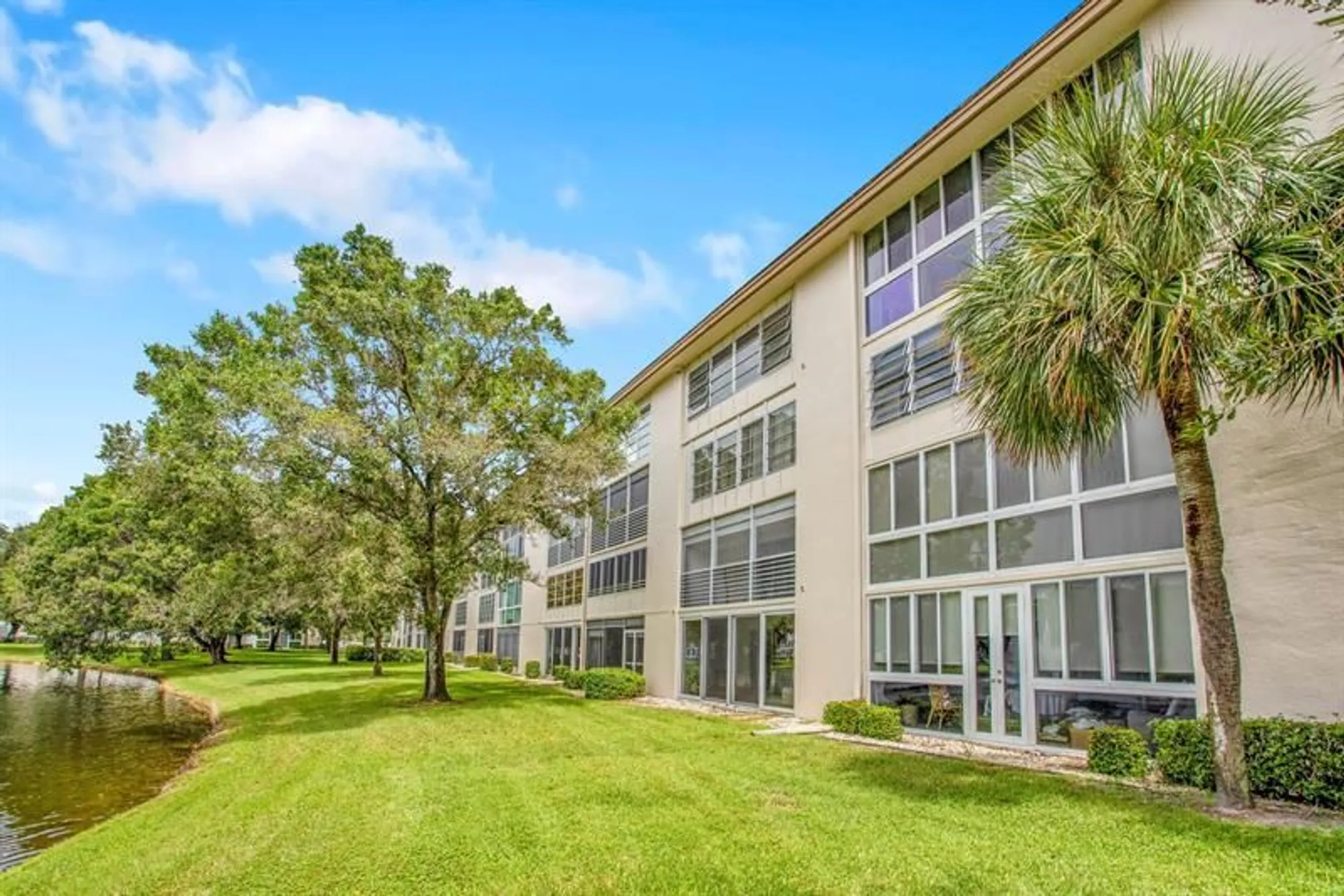 Property Slideshow image 28 of 28 | 2202 lucaya bnd d4, Coconut Creek, FL, 33066