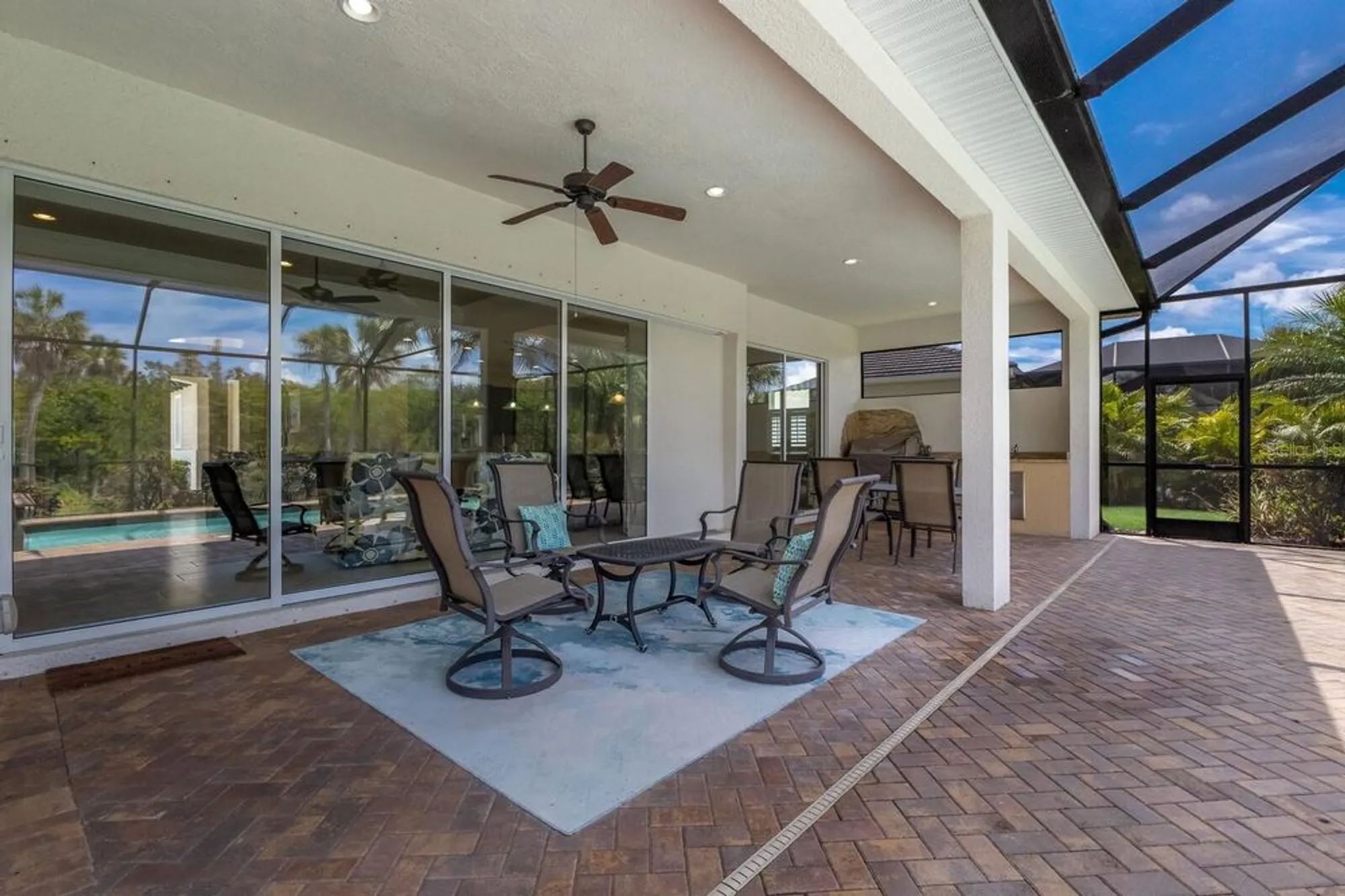 Property Slideshow image 52 of 94 | 5209 lake overlook ave, Bradenton, FL, 34208