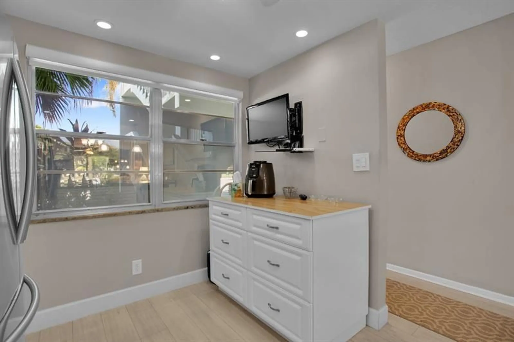 Property Slideshow image 5 of 32 | 3001 portofino isle l1, Coconut Creek, FL, 33066