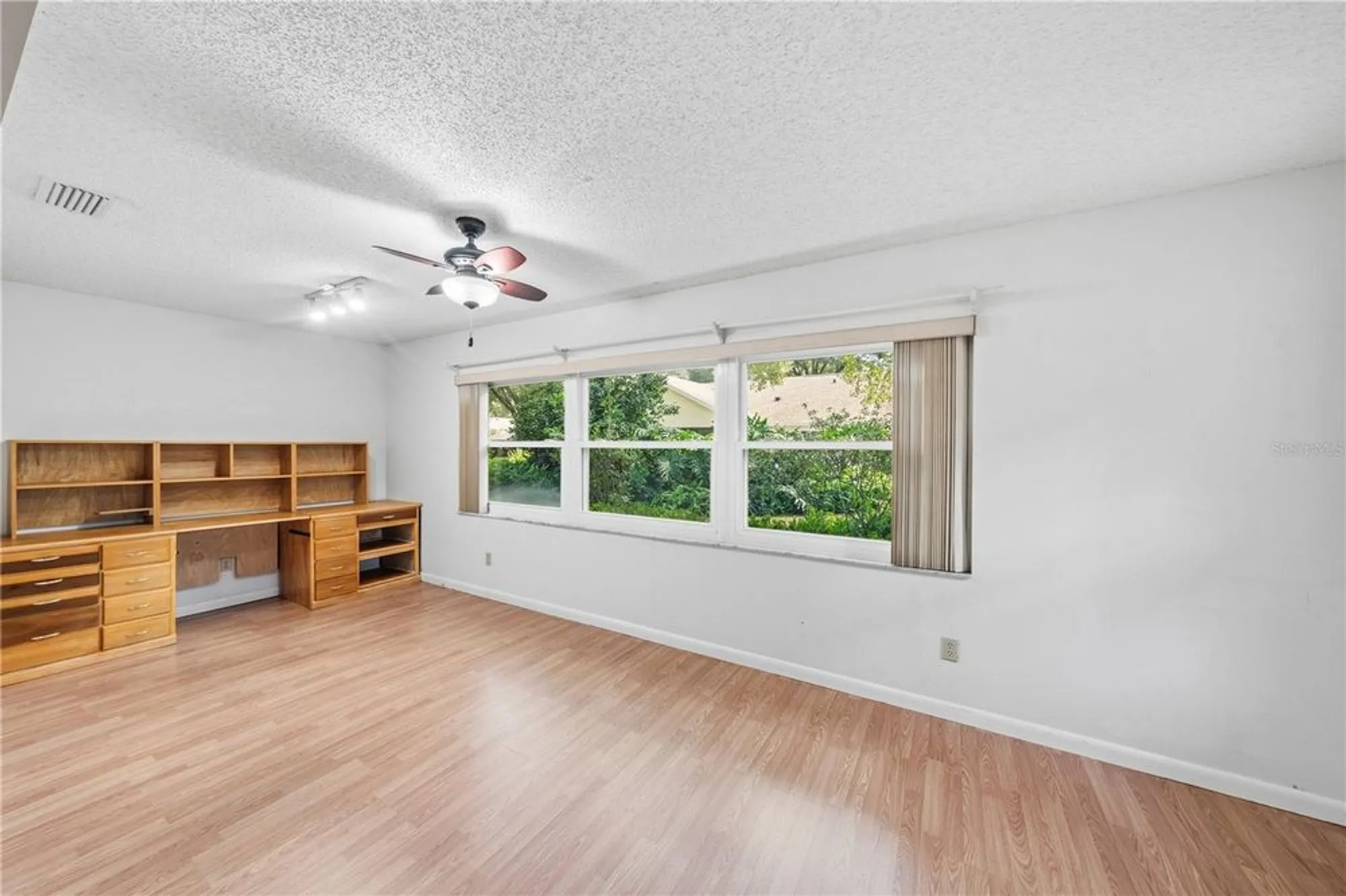 Property Slideshow image 28 of 60 | 8420 sw 92nd st b, Ocala, FL, 34481