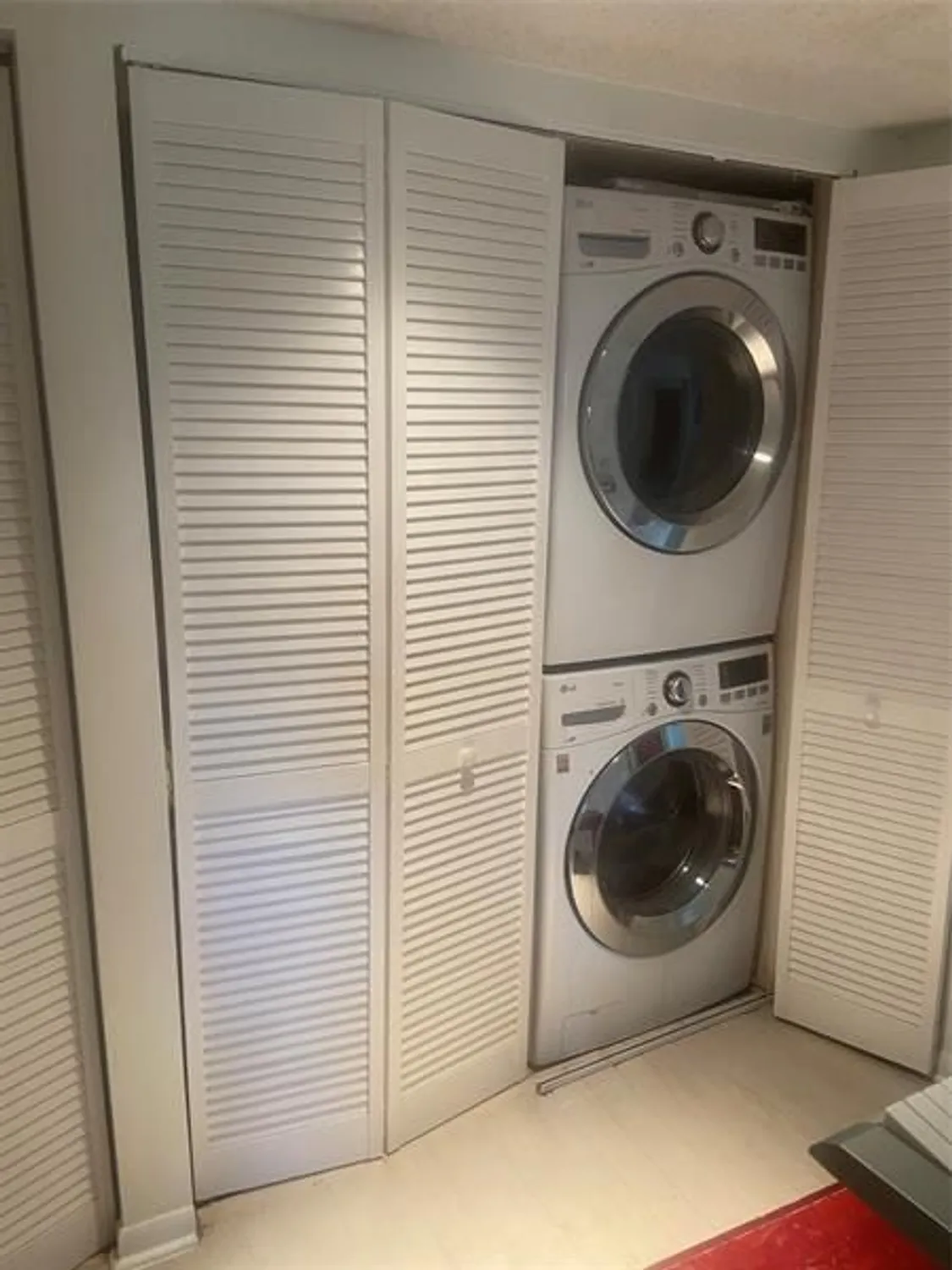 Property Slideshow image 18 of 22 | 800 sw 125th way, Pembroke Pines, FL, 33027