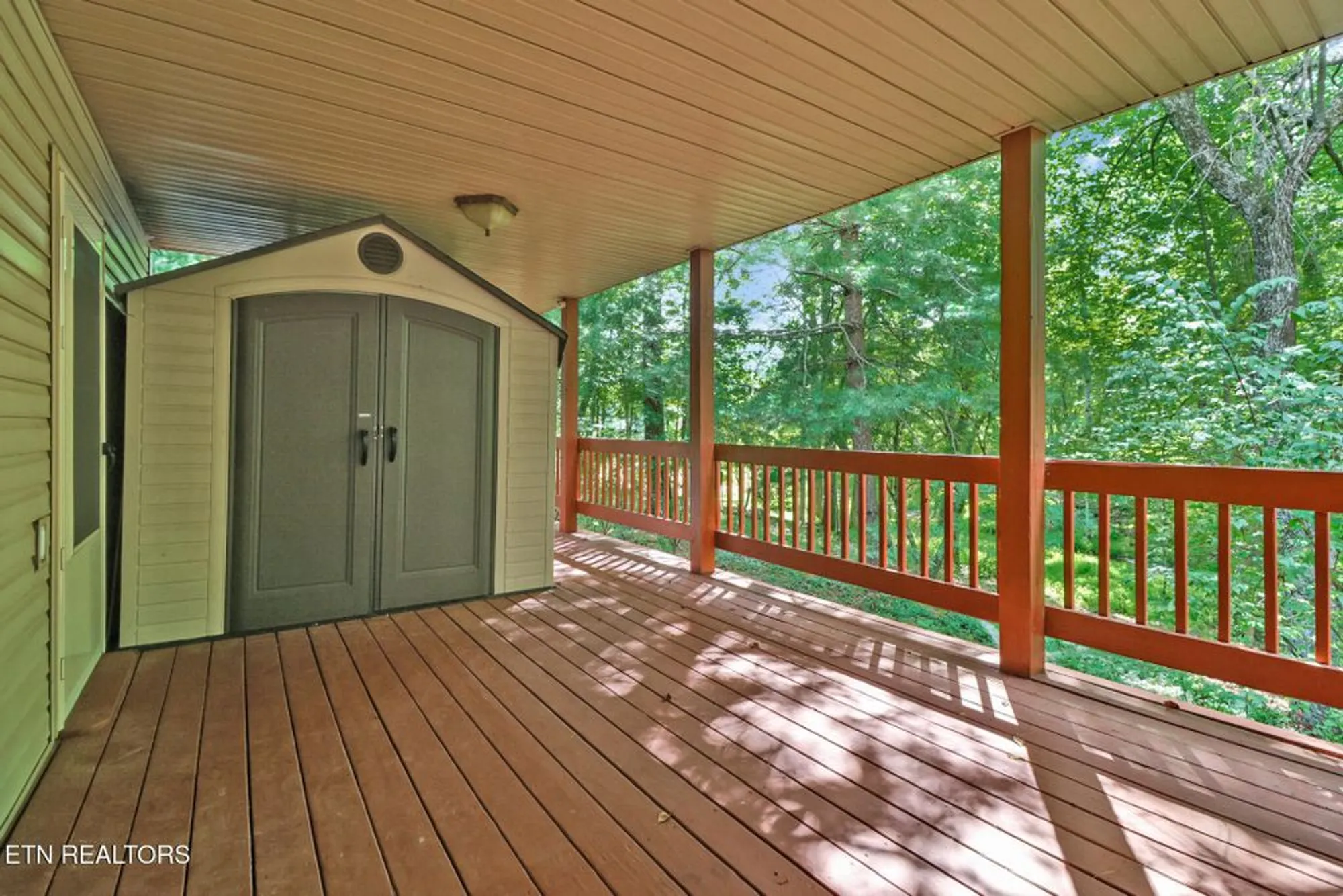Property Slideshow image 39 of 54 | 104 flossmoor cir, Crossville, TN, 38558