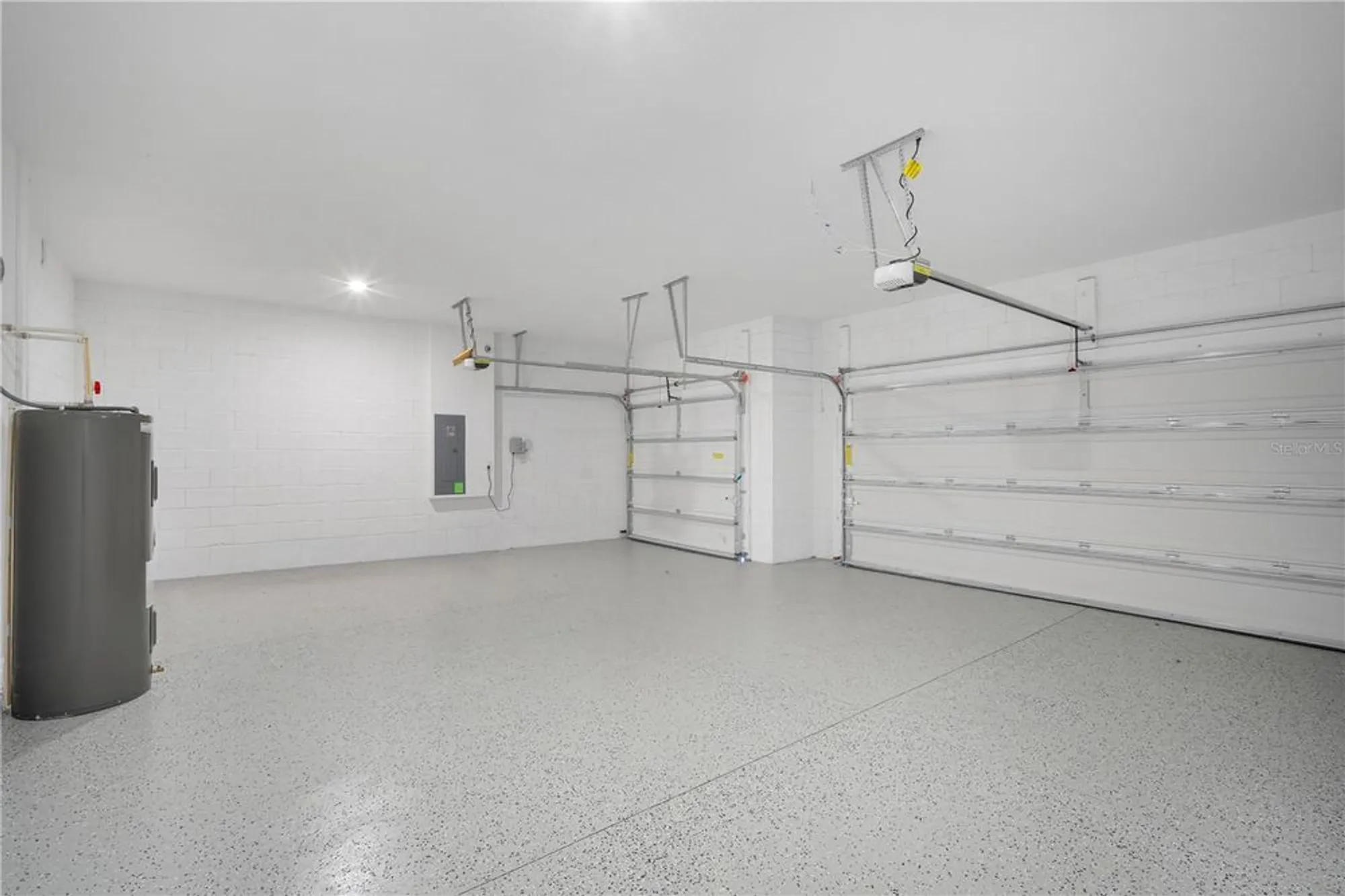 Property Slideshow image 6 of 45 | 9156 players dr, Weeki Wachee, FL, 34613