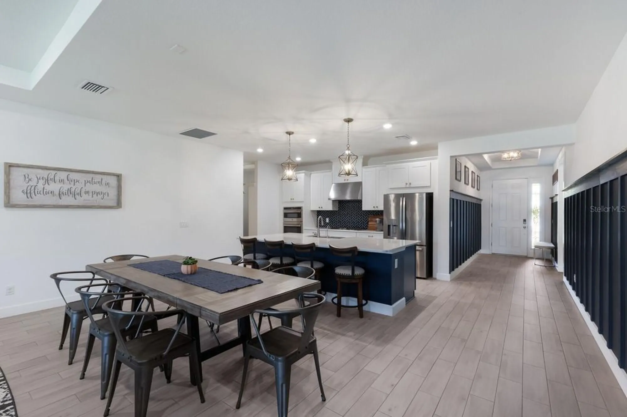 Property Slideshow image 11 of 42 | 4528 pond brook ct, Bradenton, FL, 34211