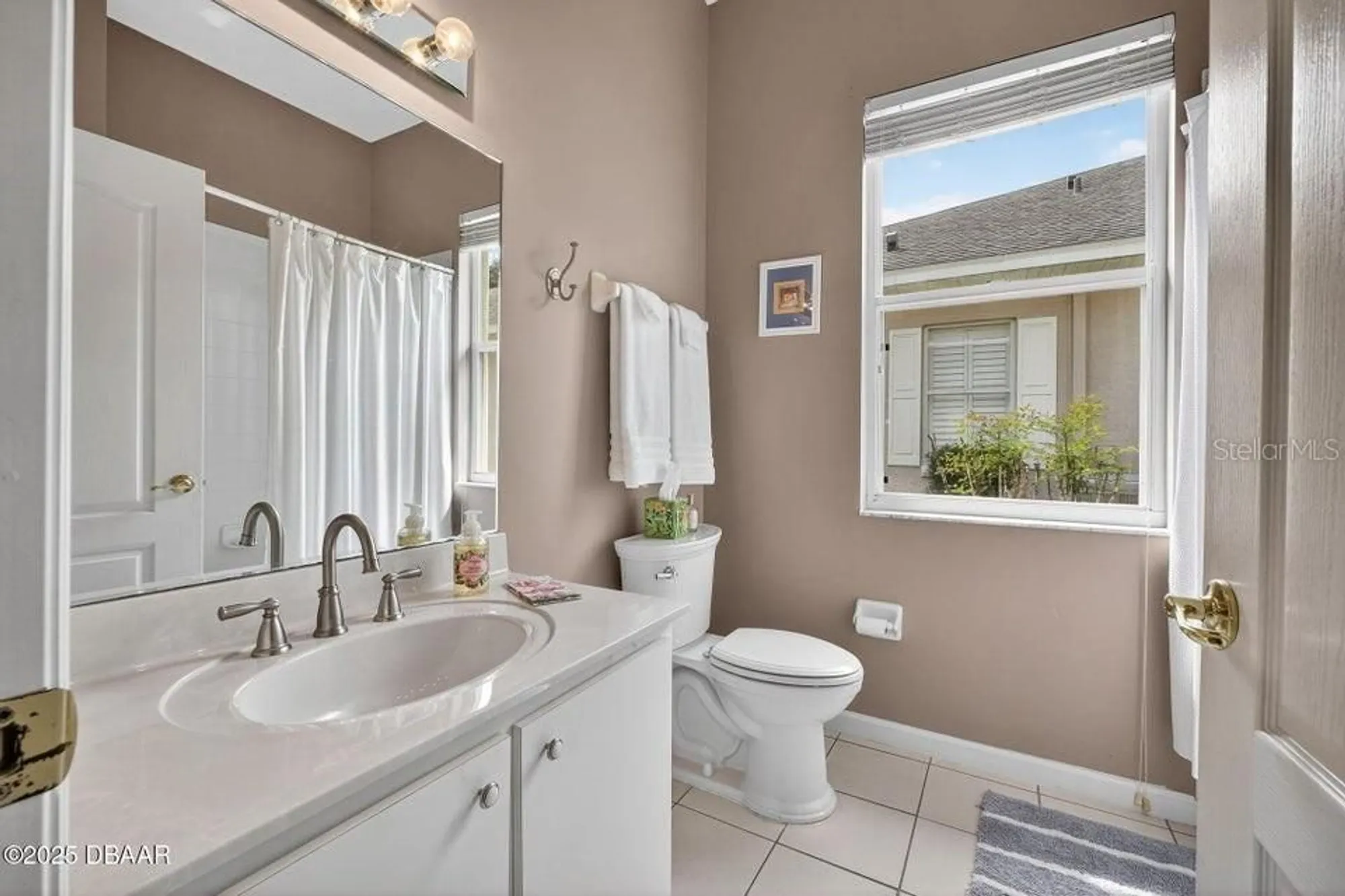 Property Slideshow image 22 of 37 | 3162 kailani ct, Ormond Beach, FL, 32174
