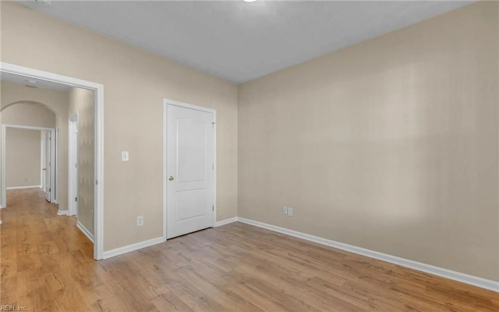 Property Slideshow image 18 of 48 | 2825 loveliness ct, Virginia Beach, VA, 23456