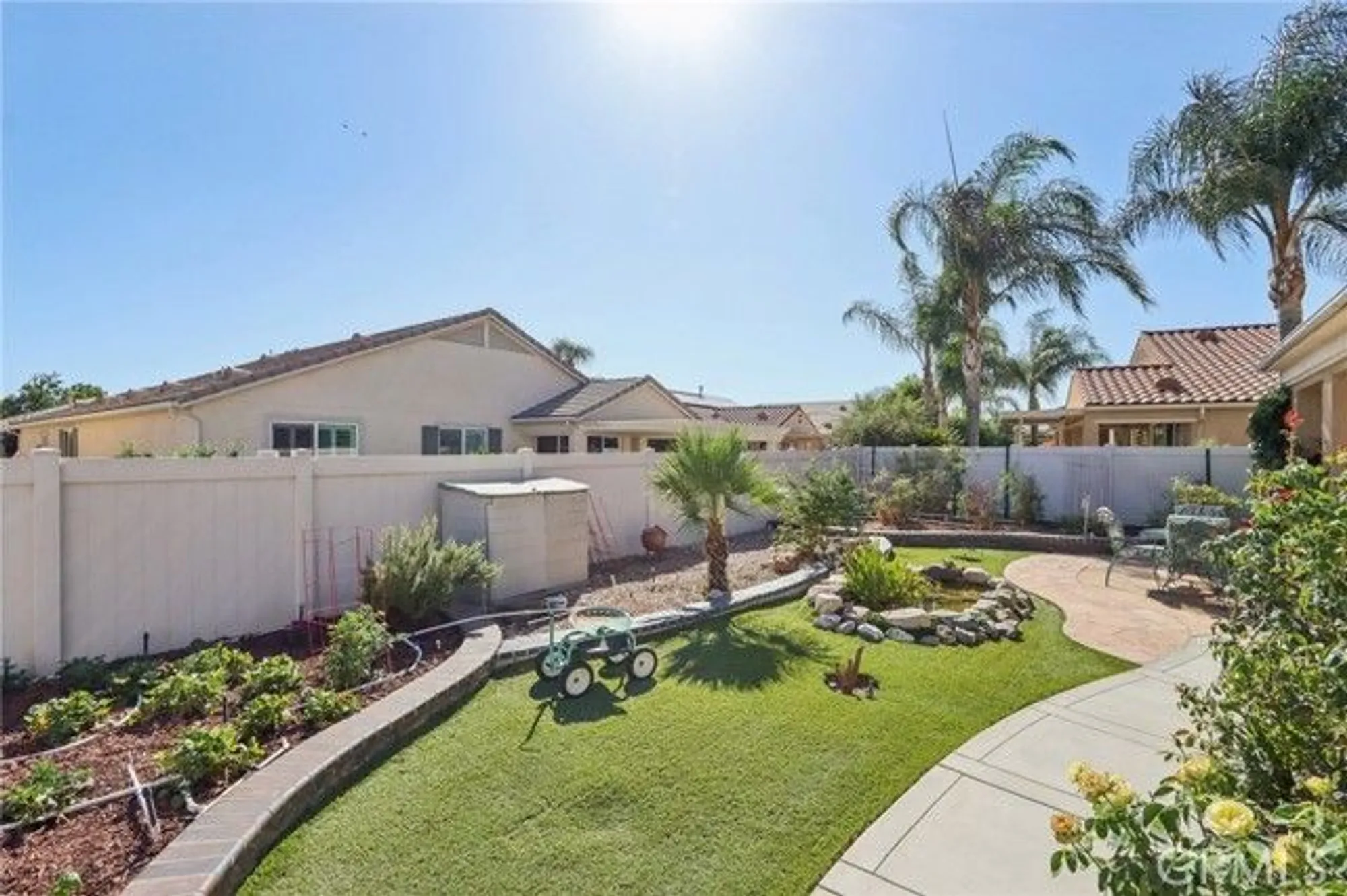 Property Slideshow image 36 of 73 | 5587 paseo famosa, Hemet, CA, 92545