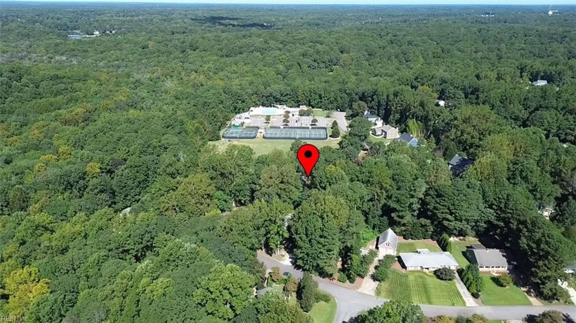 Property Slideshow image 40 of 45 | 147 country club dr, Williamsburg, VA, 23188