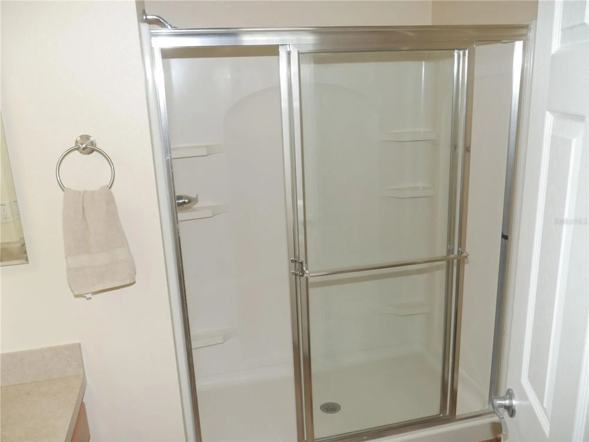 Property Slideshow image 31 of 43 | 1390 viola ct, The Villages, FL, 32163