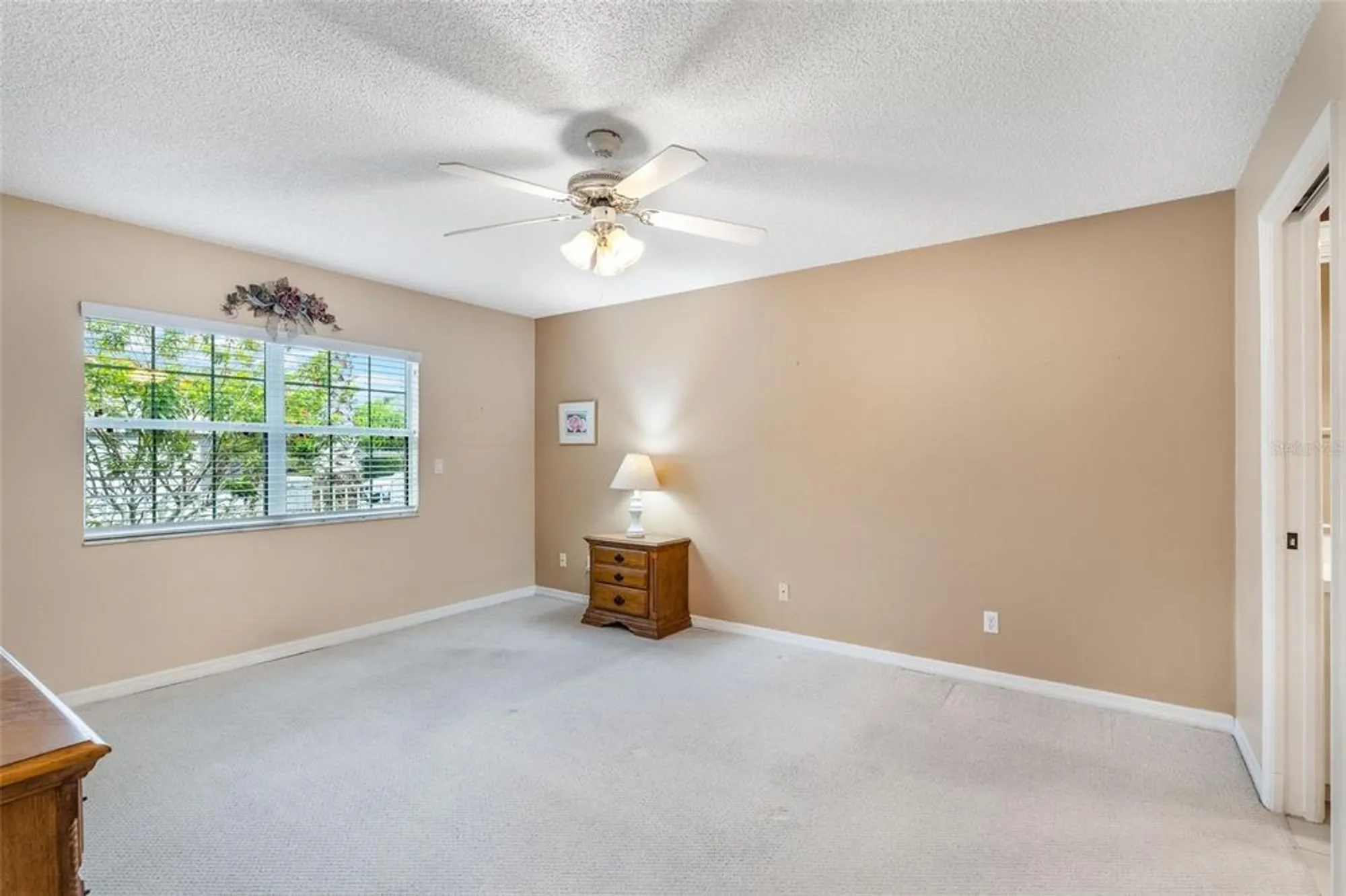 Property Slideshow image 17 of 60 | 26740 cash ct, Leesburg, FL, 34748
