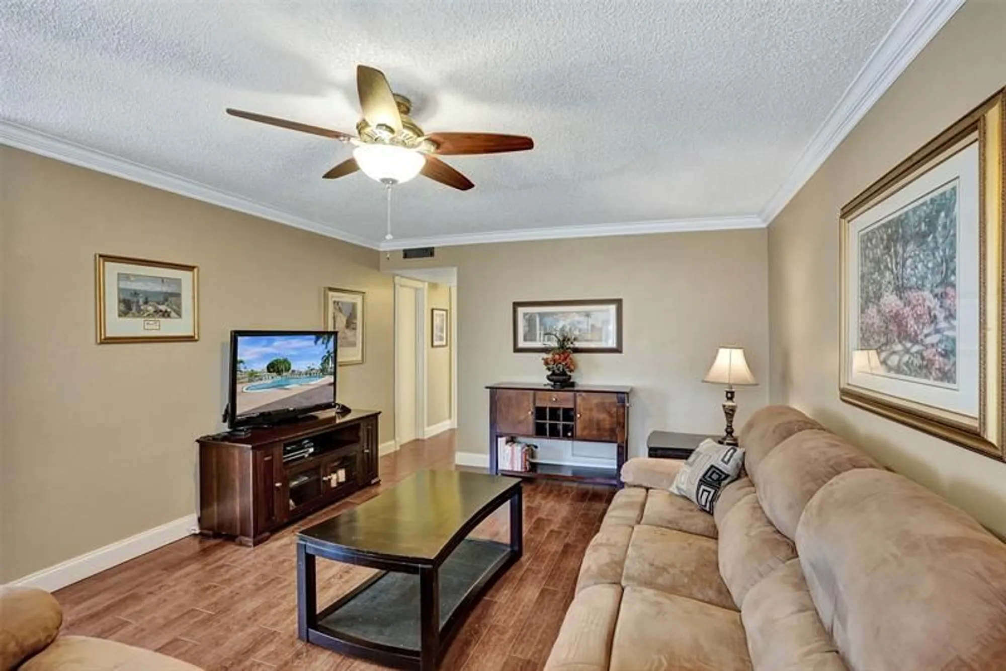 Property Slideshow image 9 of 48 | 3322 cynthia ln apt 112, Lake Worth Beach, FL, 33461