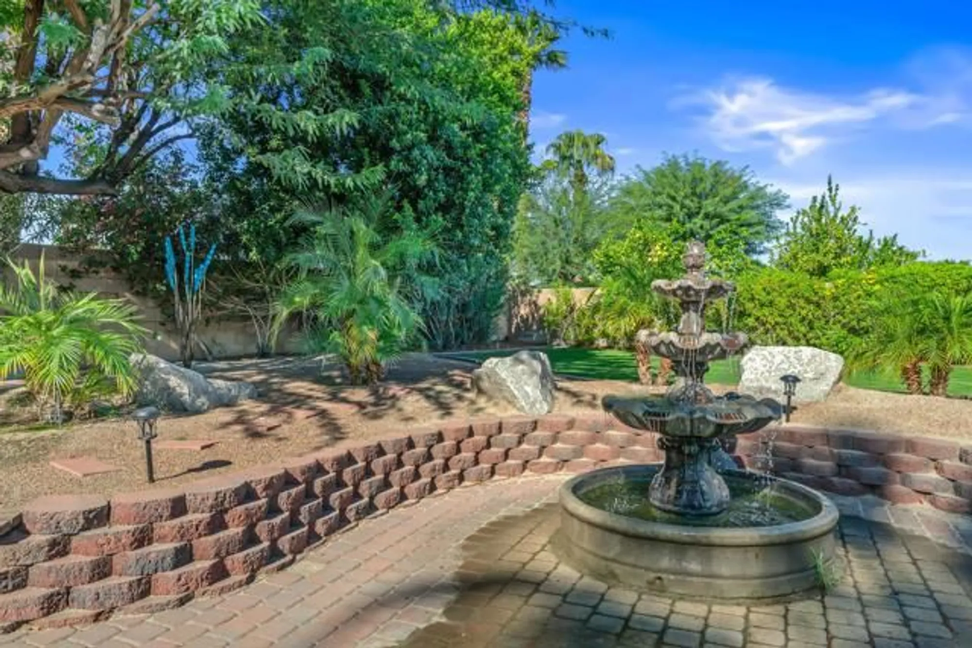 Property Slideshow image 46 of 56 | 44129 royal troon dr, Indio, CA, 92201
