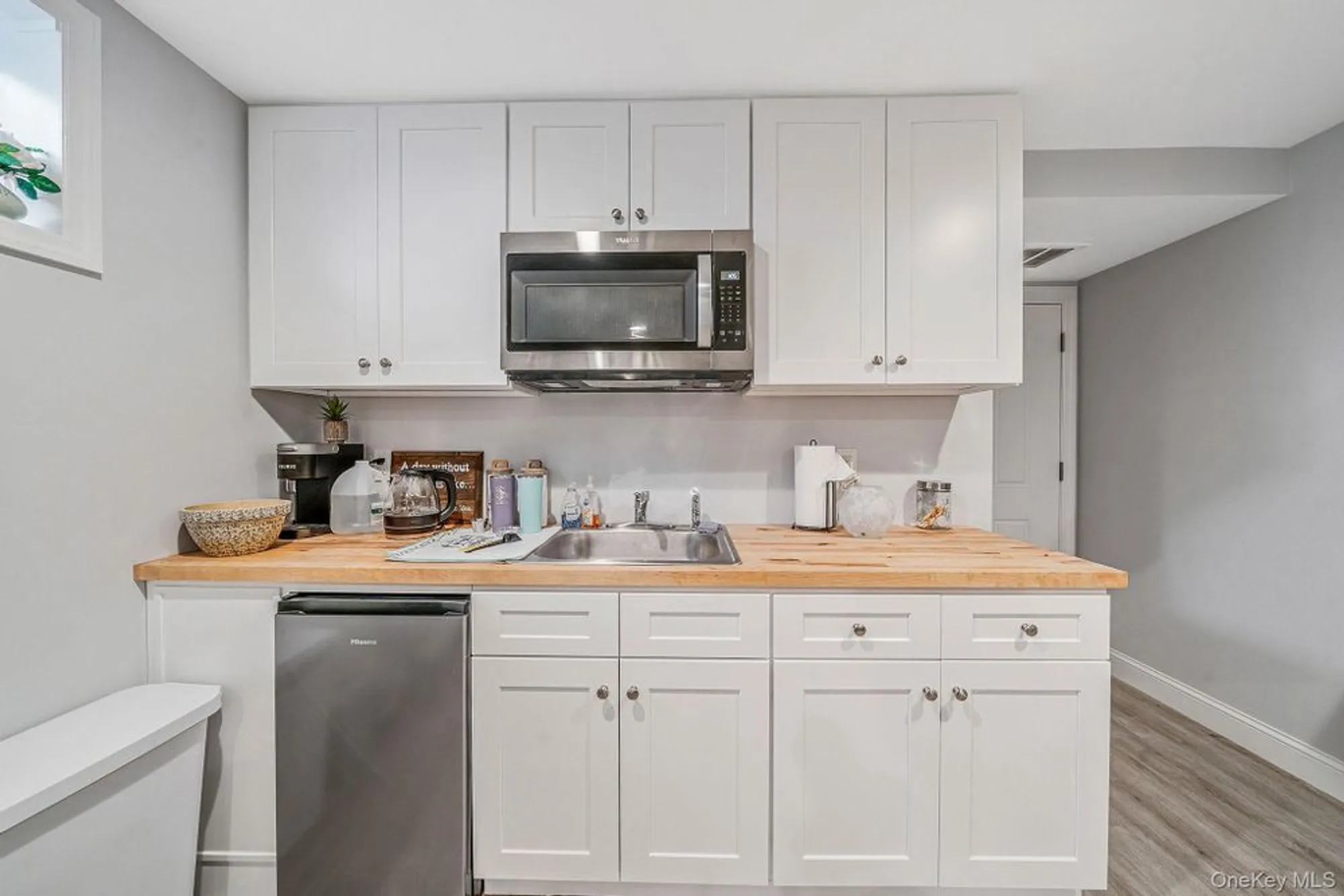 Property Slideshow image 35 of 48 | 1407 middle rd unit 258, Calverton, NY, 11933