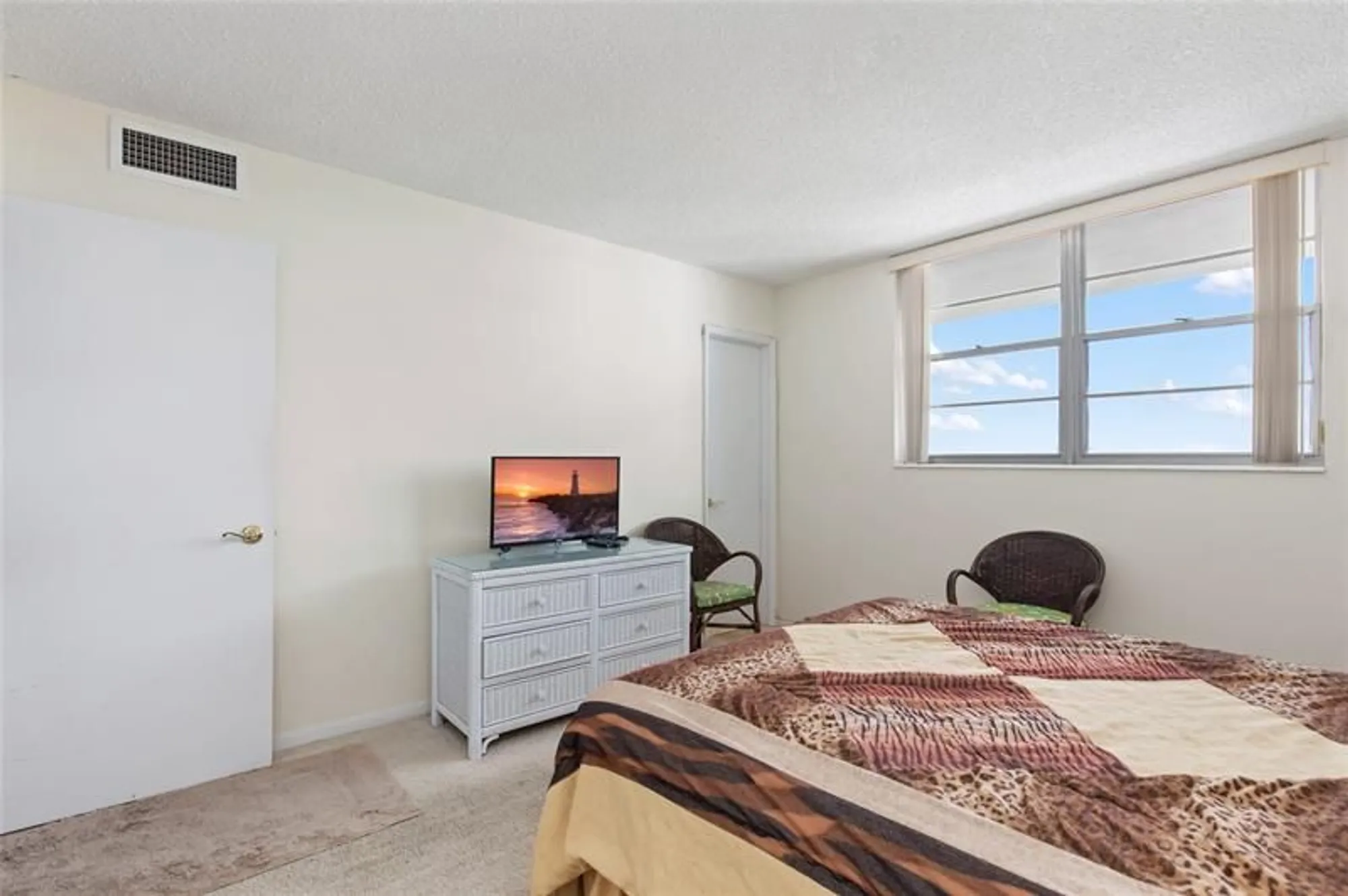 Property Slideshow image 30 of 43 | 2731 ne 14th street cswy 710, Pompano Beach, FL, 33062