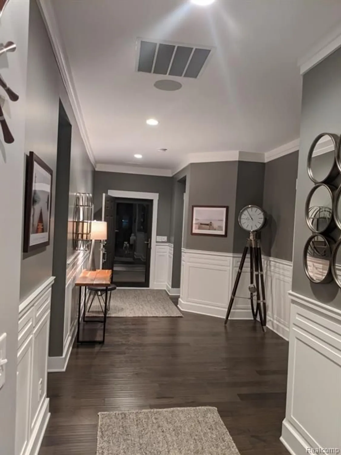 Property Slideshow image 35 of 51 | 27176 walloon way, Brownstown Twp, MI, 48134