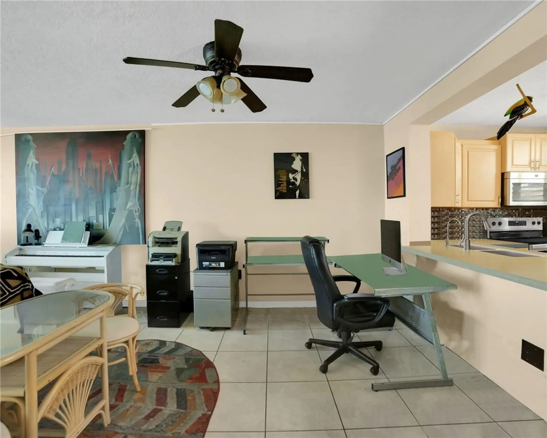Property Slideshow image 6 of 17 | 7560 bay island dr 348, South Pasadena, FL, 33707