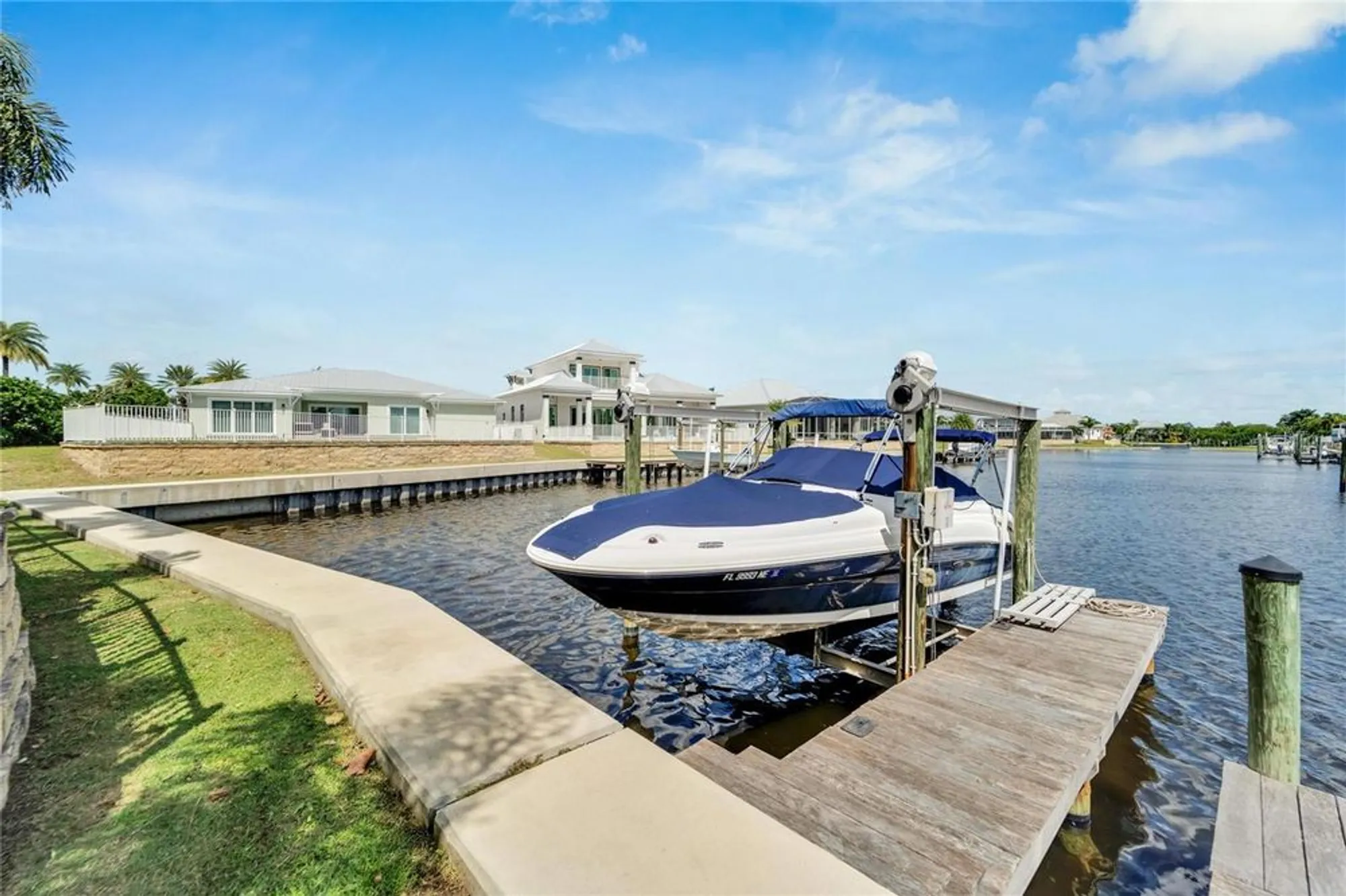 Property Slideshow image 85 of 98 | 517 mirabay blvd, Apollo Beach, FL, 33572