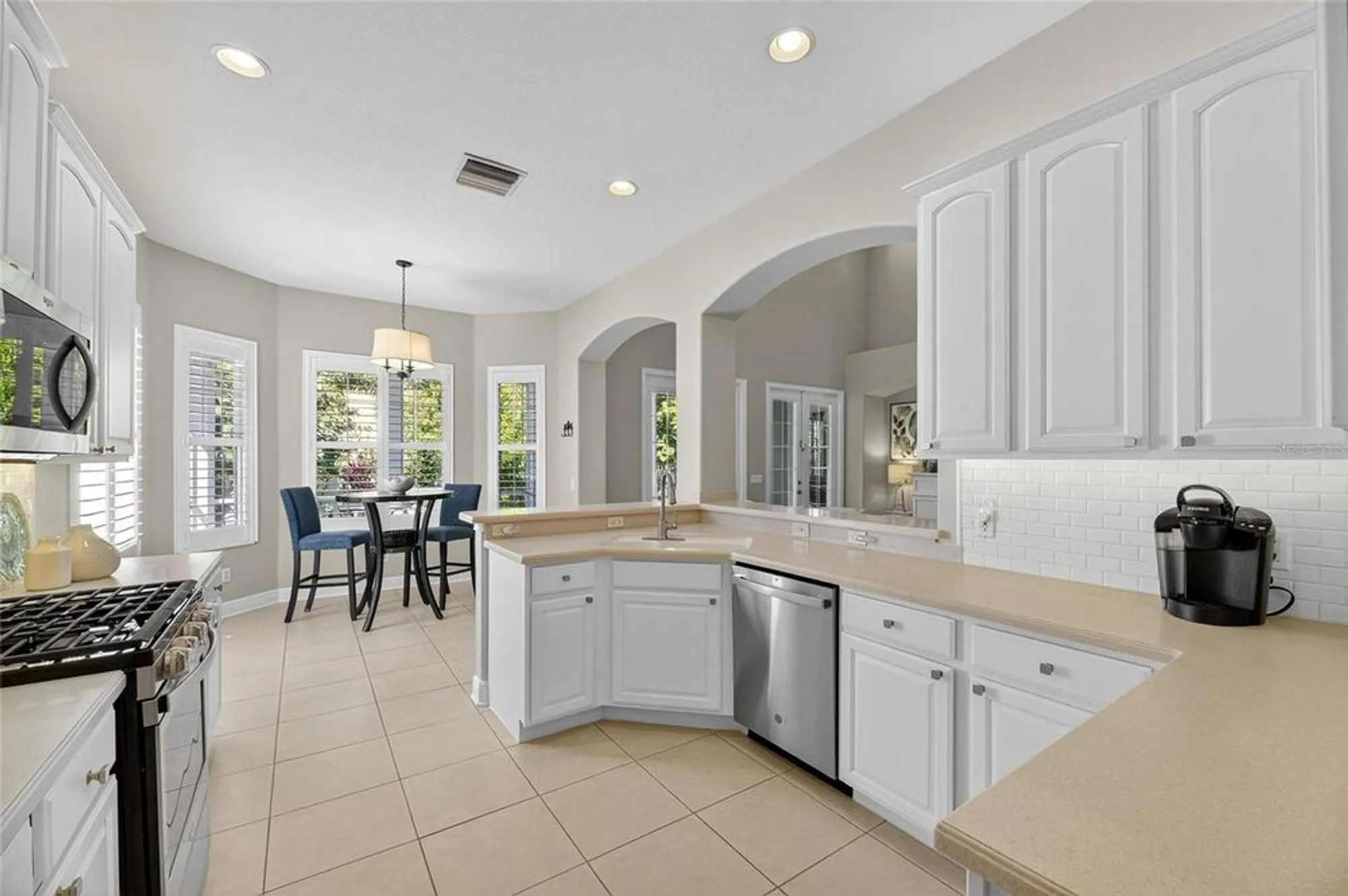Property Slideshow image 38 of 97 | 413 manns harbor dr, Apollo Beach, FL, 33572