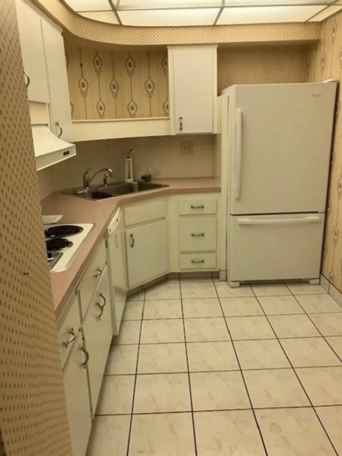 Property Slideshow image 5 of 56 | 3200 ne 36th st 321, Fort Lauderdale, FL, 33308