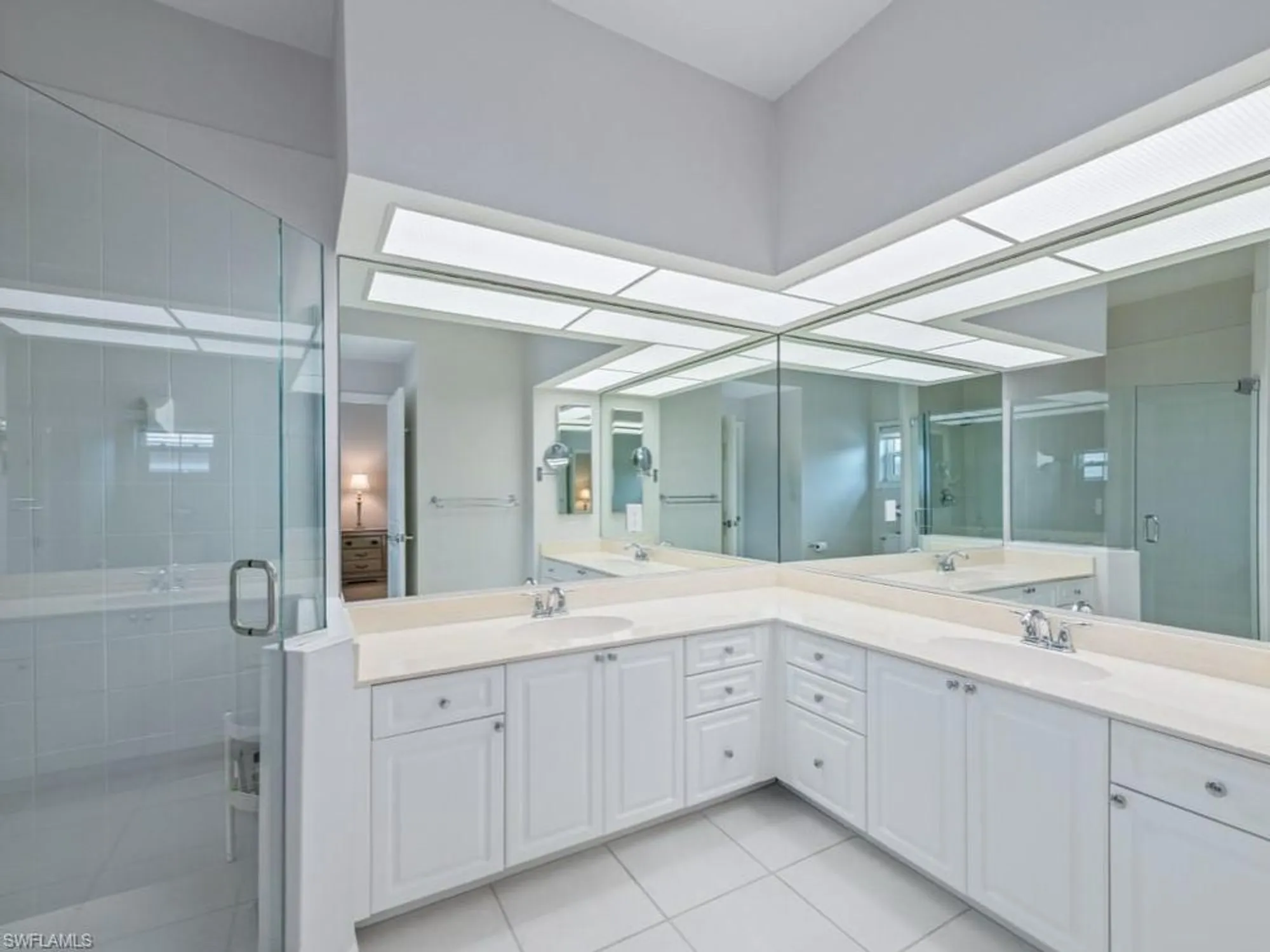 Property Slideshow image 19 of 35 | 26270 devonshire ct 202, Bonita Springs, FL, 34134