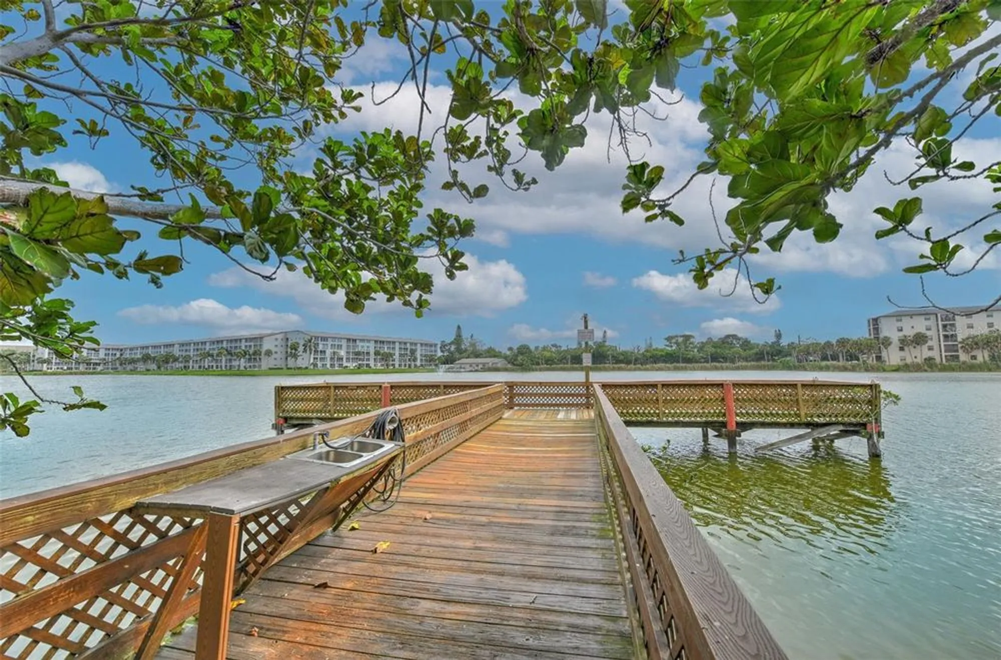 Property Slideshow image 7 of 35 | 3753 lake bayshore dr h305, Bradenton, FL, 34205