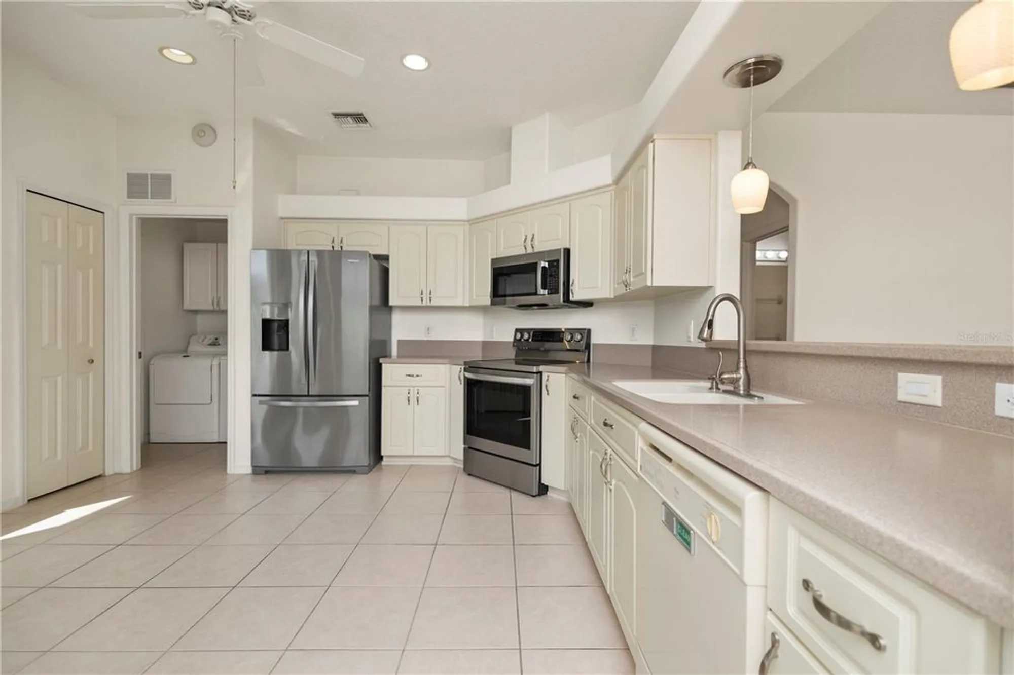 Property Slideshow image 31 of 52 | 5313 treasure view way, Leesburg, FL, 34748