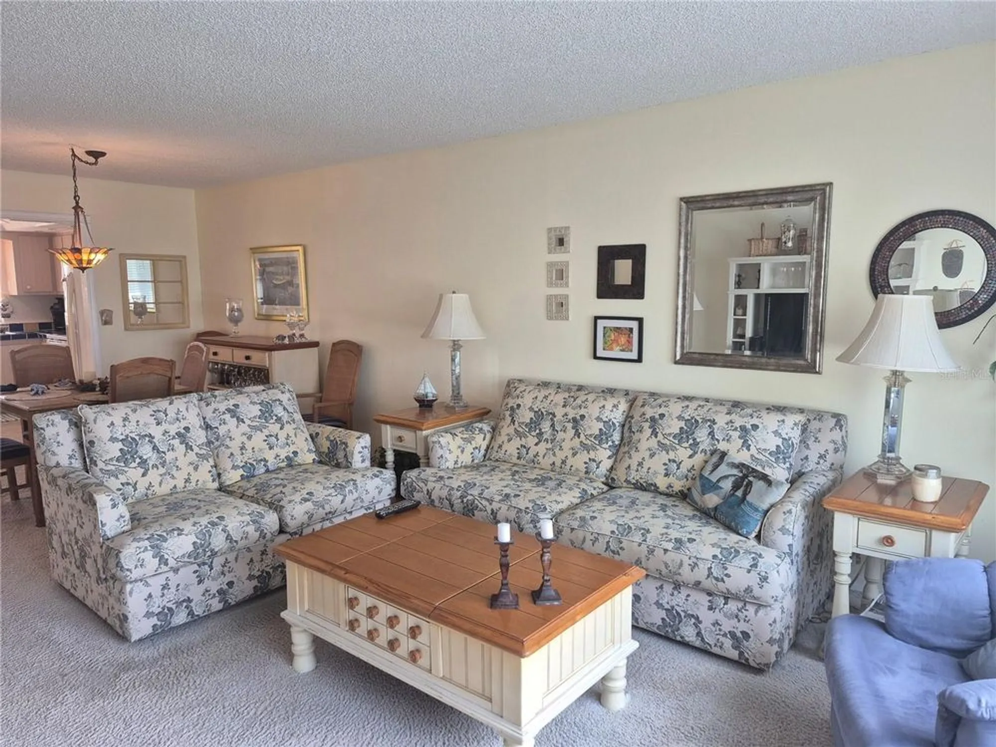 Property Slideshow image 11 of 30 | 4750 cove cir apt 303, St Petersburg, FL, 33708