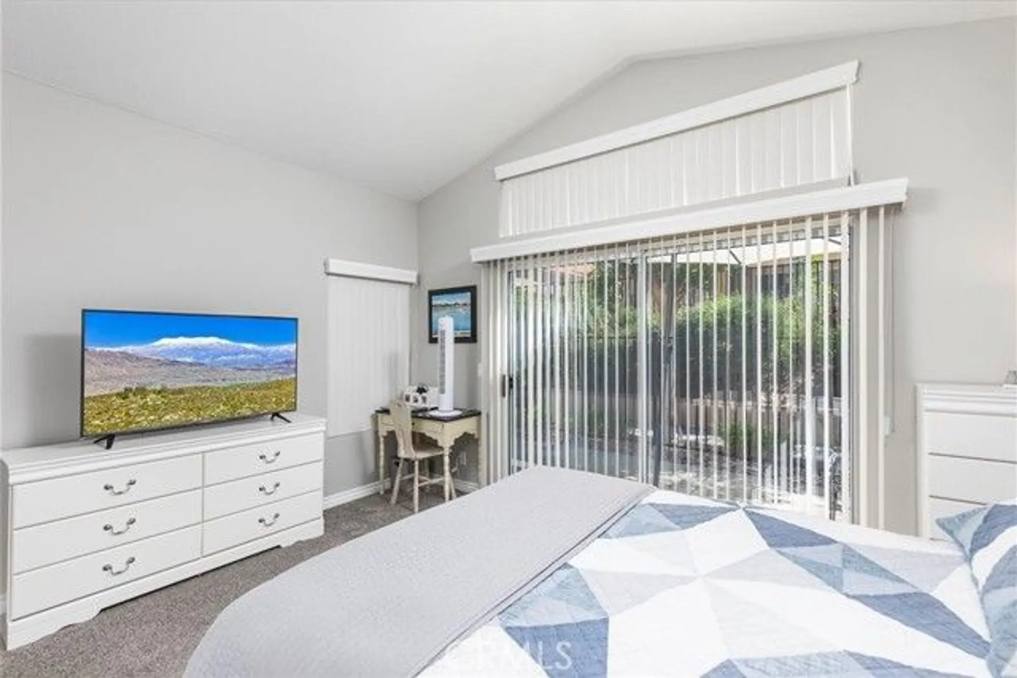 Property Slideshow image 16 of 39 | 40532 corte lucia, Murrieta, CA, 92562