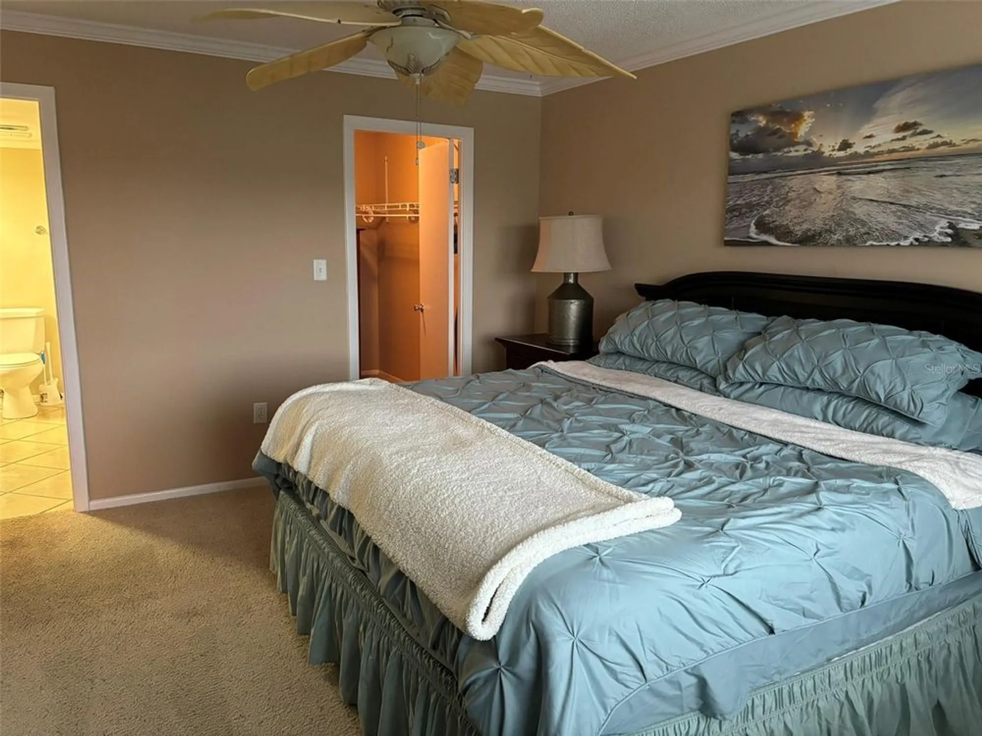 Property Slideshow image 4 of 19 | 1325 s portofino dr 309, Sarasota, FL, 34242