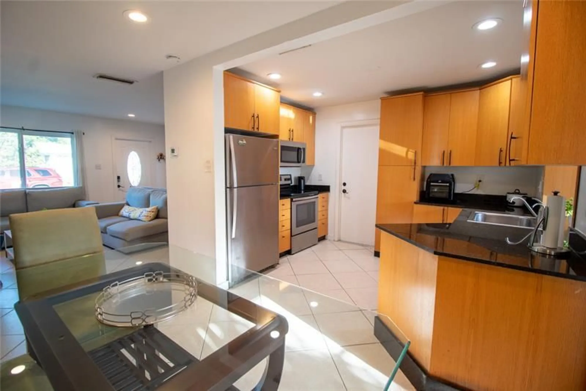 Property Slideshow image 14 of 46 | 730 nw 75th ave, Margate, FL, 33063