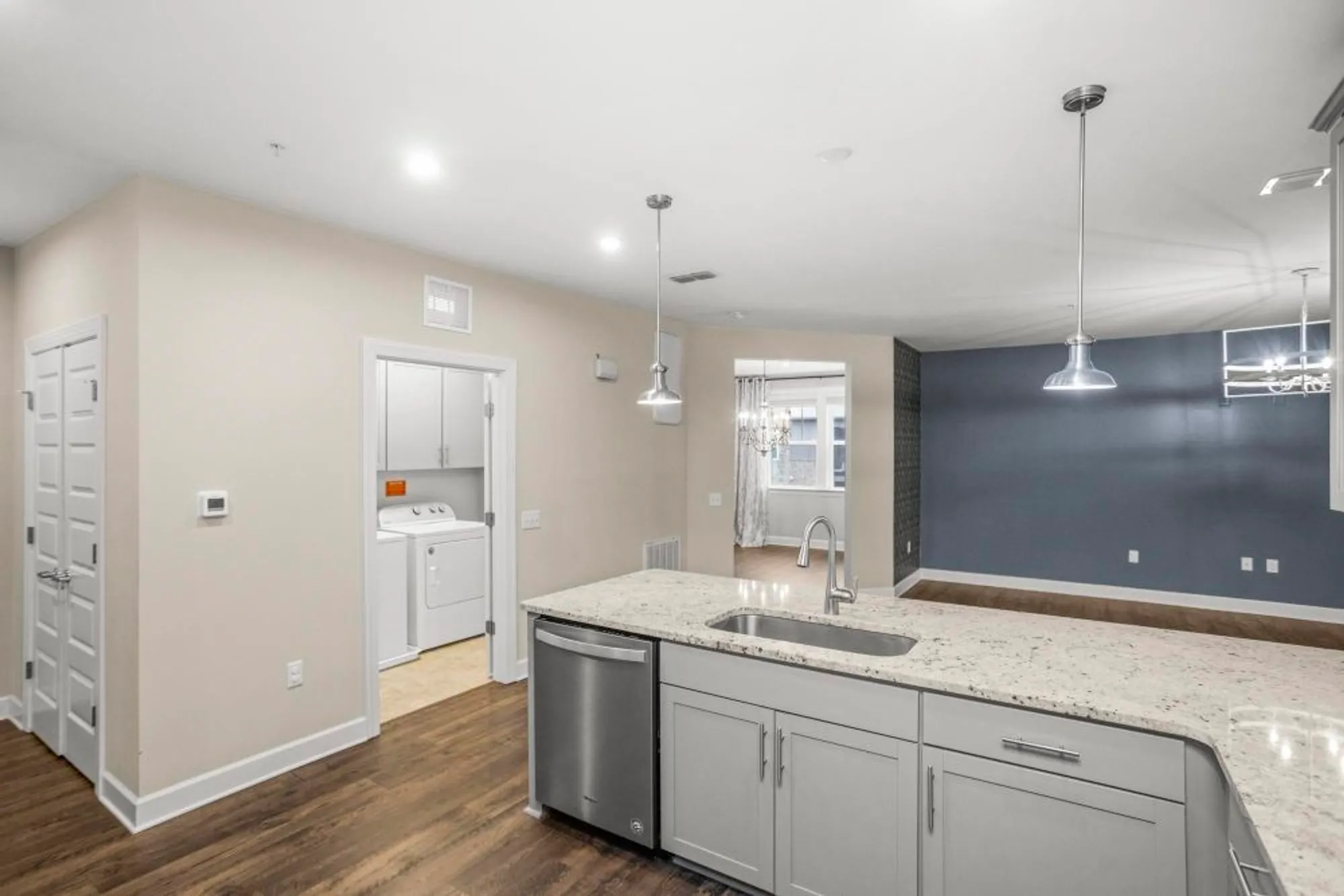 Property Slideshow image 5 of 60 | 141 saundersville rd apt 1402, Hendersonville, TN, 37075