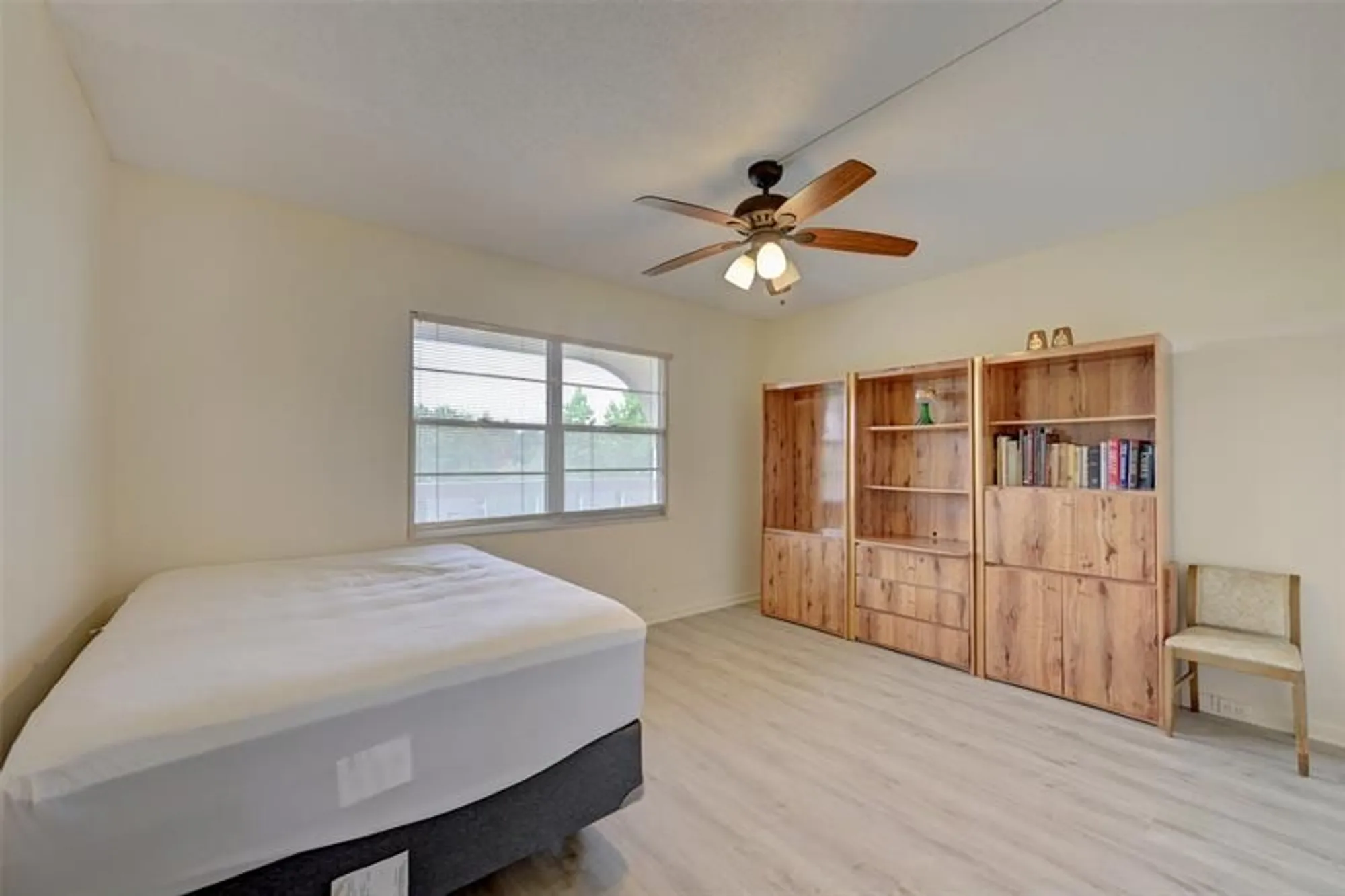 Property Slideshow image 14 of 28 | 2101 lucaya bnd e4, Coconut Creek, FL, 33066