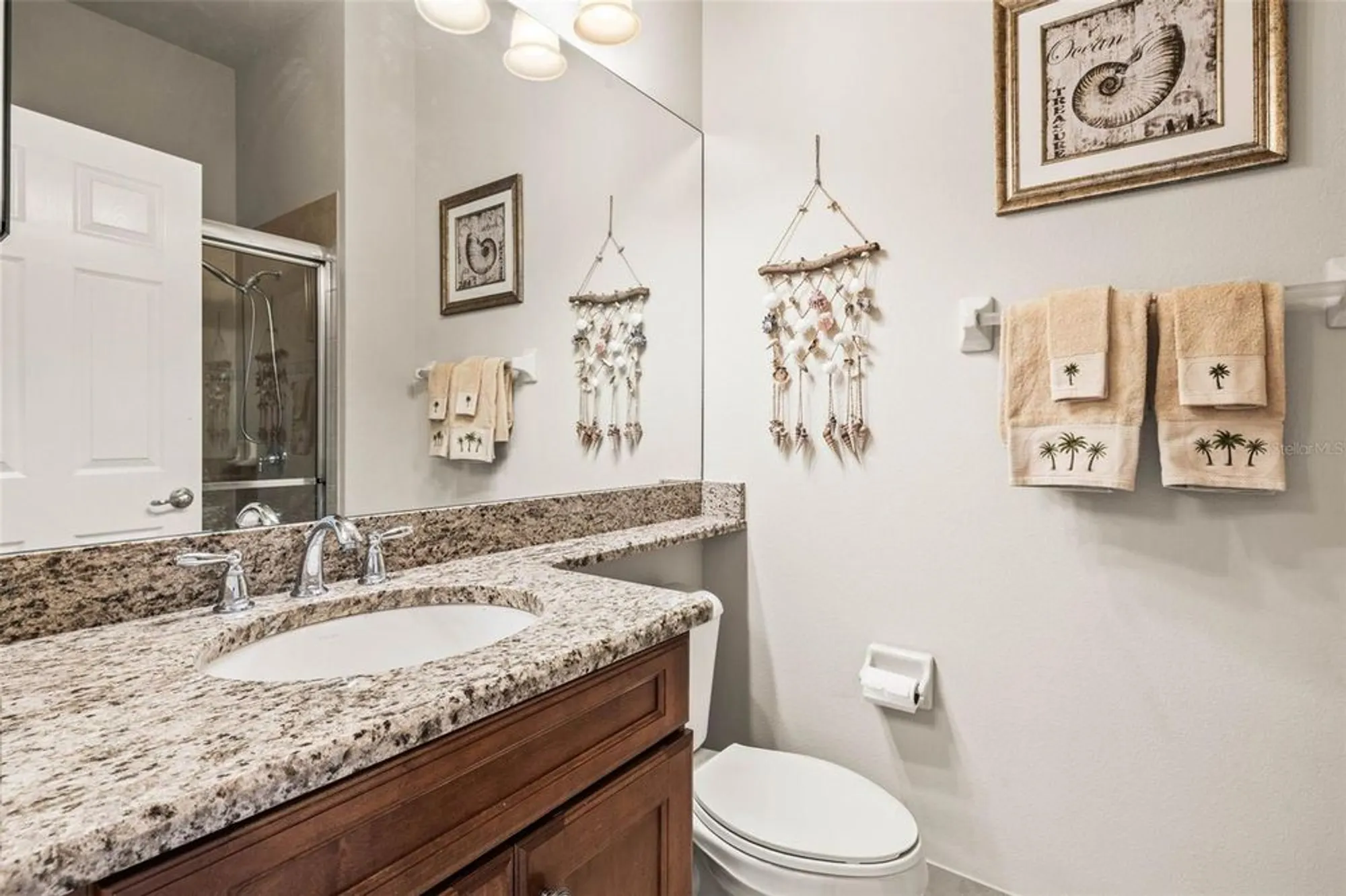 Property Slideshow image 17 of 38 | 16051 golden lakes dr, Wimauma, FL, 33598