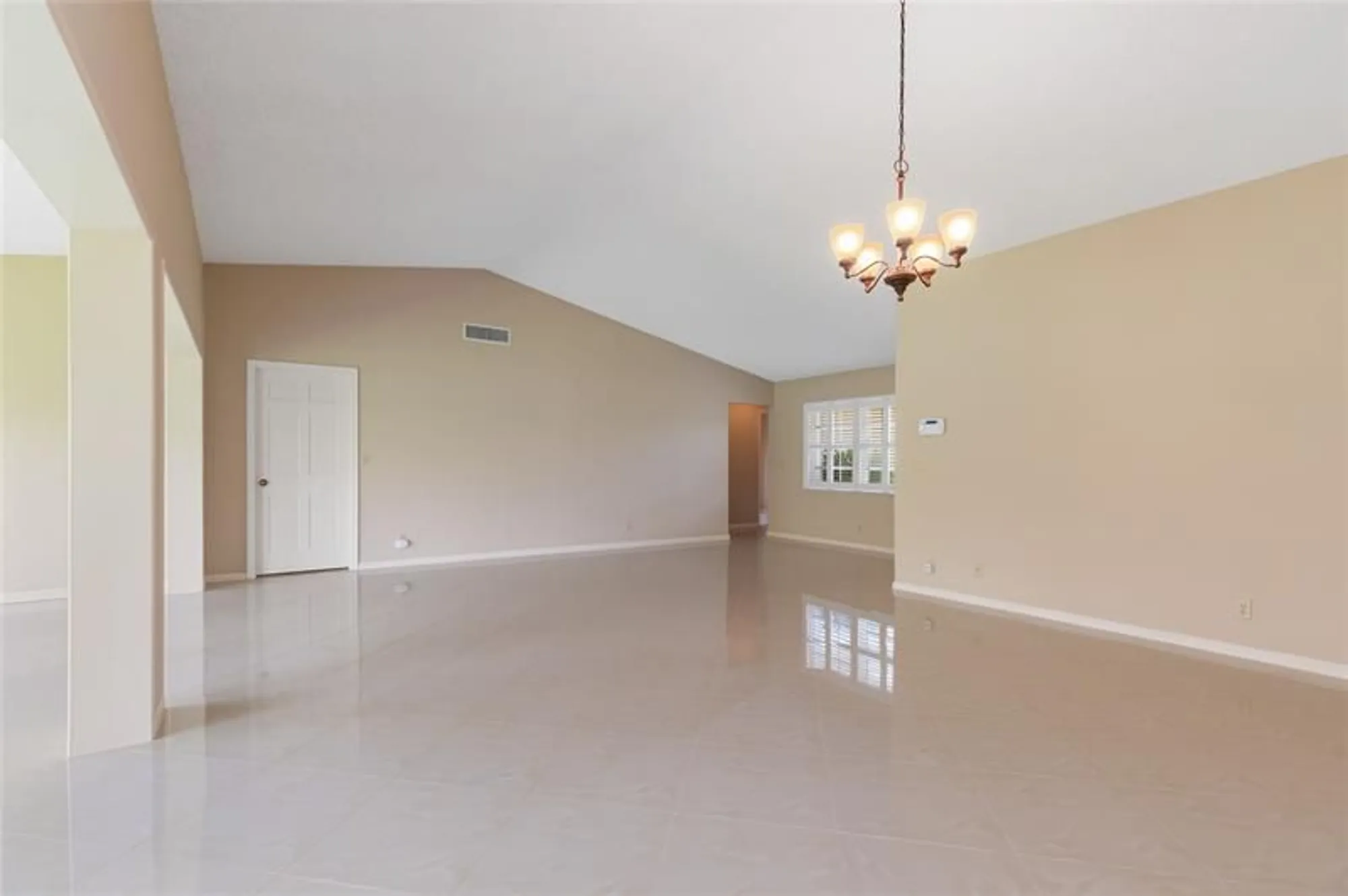Property Slideshow image 22 of 23 | 10821 greentrail dr, Boynton Beach, FL, 33436