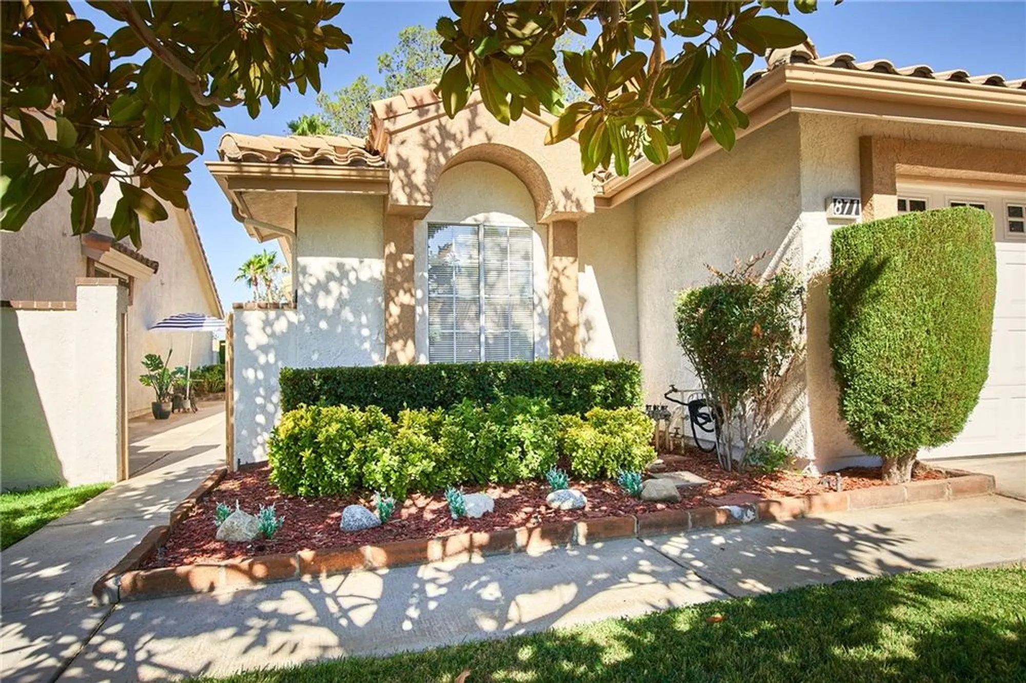 Property Slideshow image 2 of 22 | 871 pauma valley rd, Banning, CA, 92220