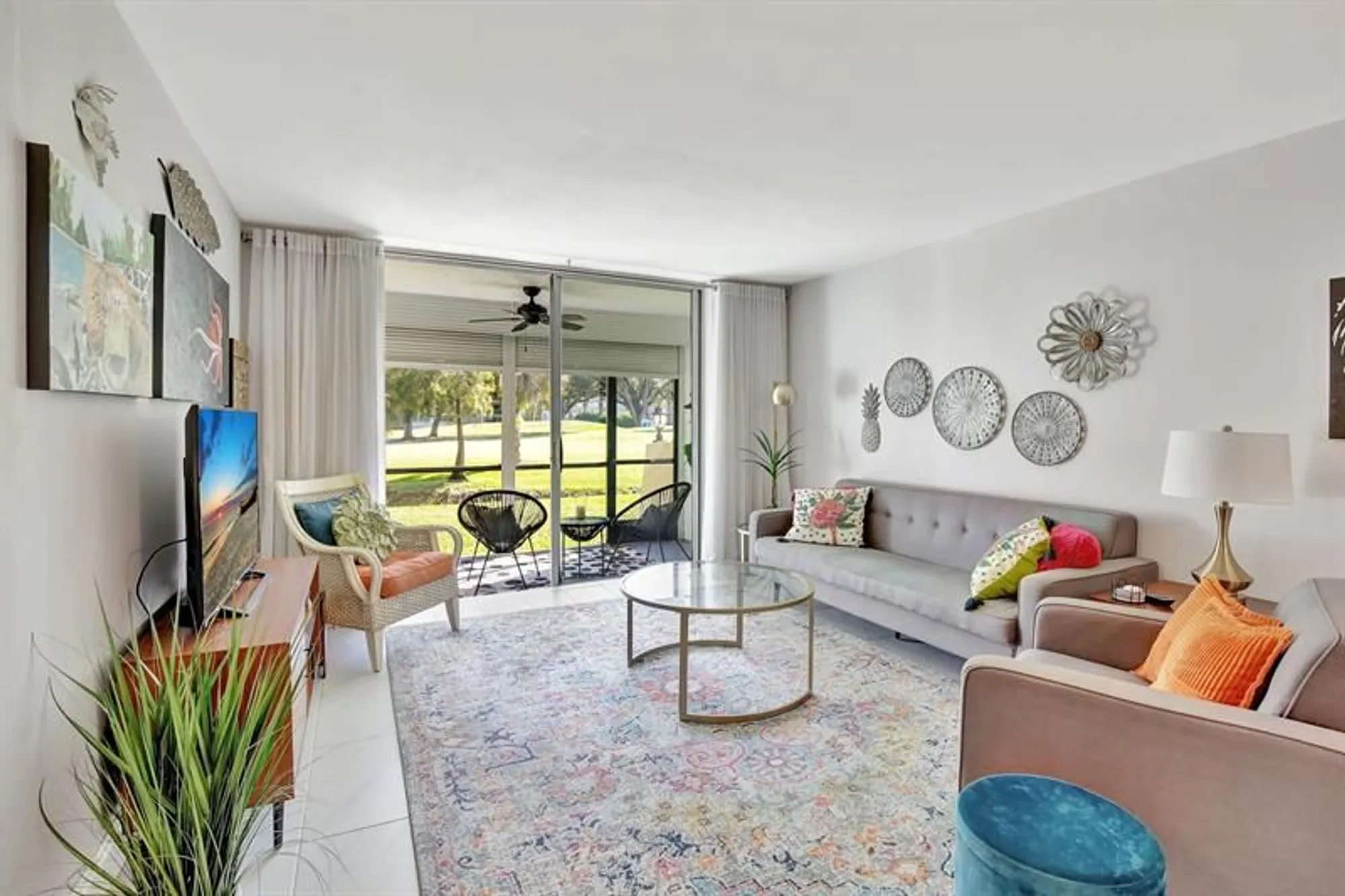 Property Slideshow image 5 of 17 | 700 s hollybrook dr apt 104, Pembroke Pines, FL, 33025