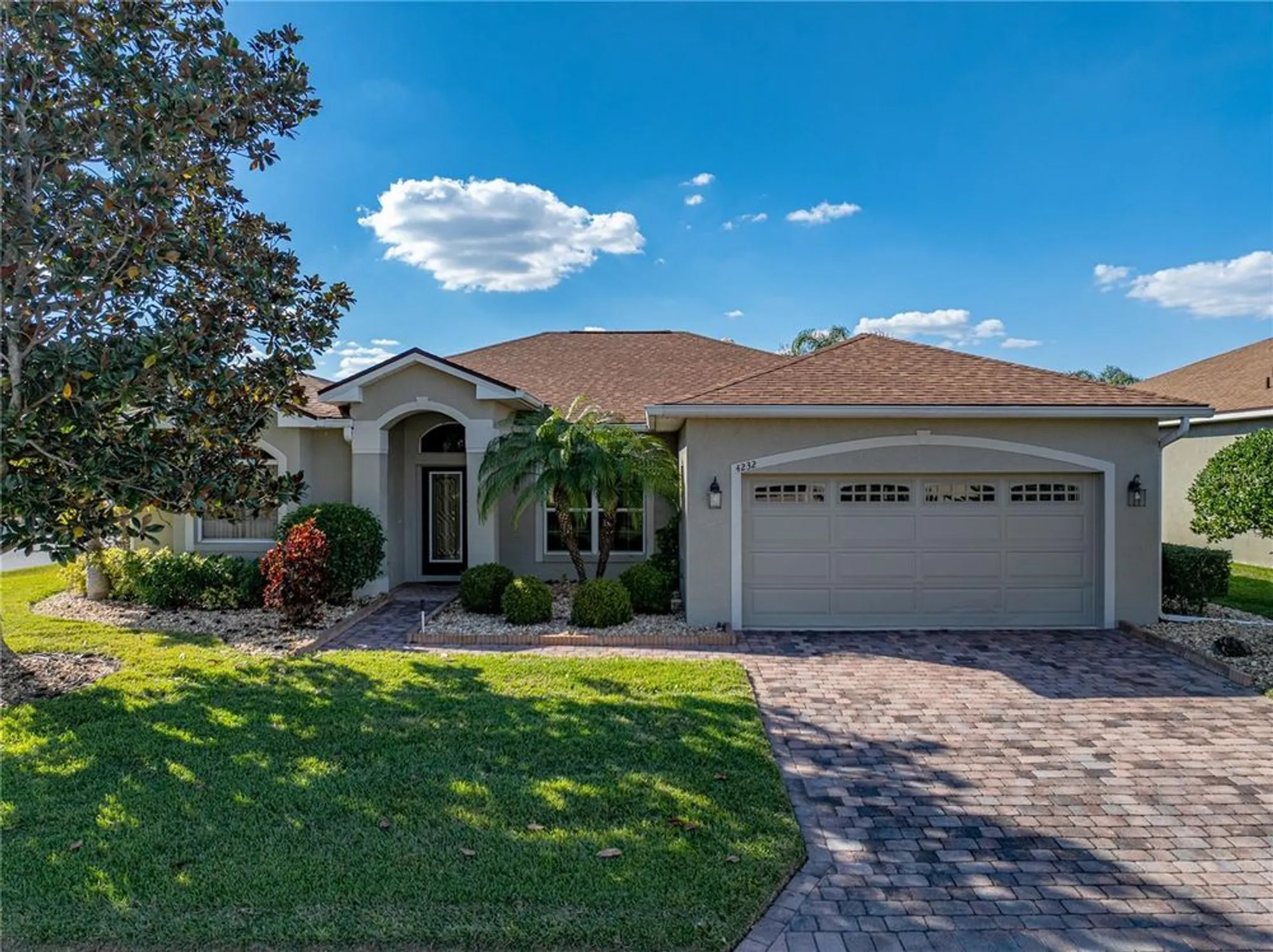 Property Slideshow image 1 of 75 | 4232 roebelenii dr, Lake Wales, FL, 33859