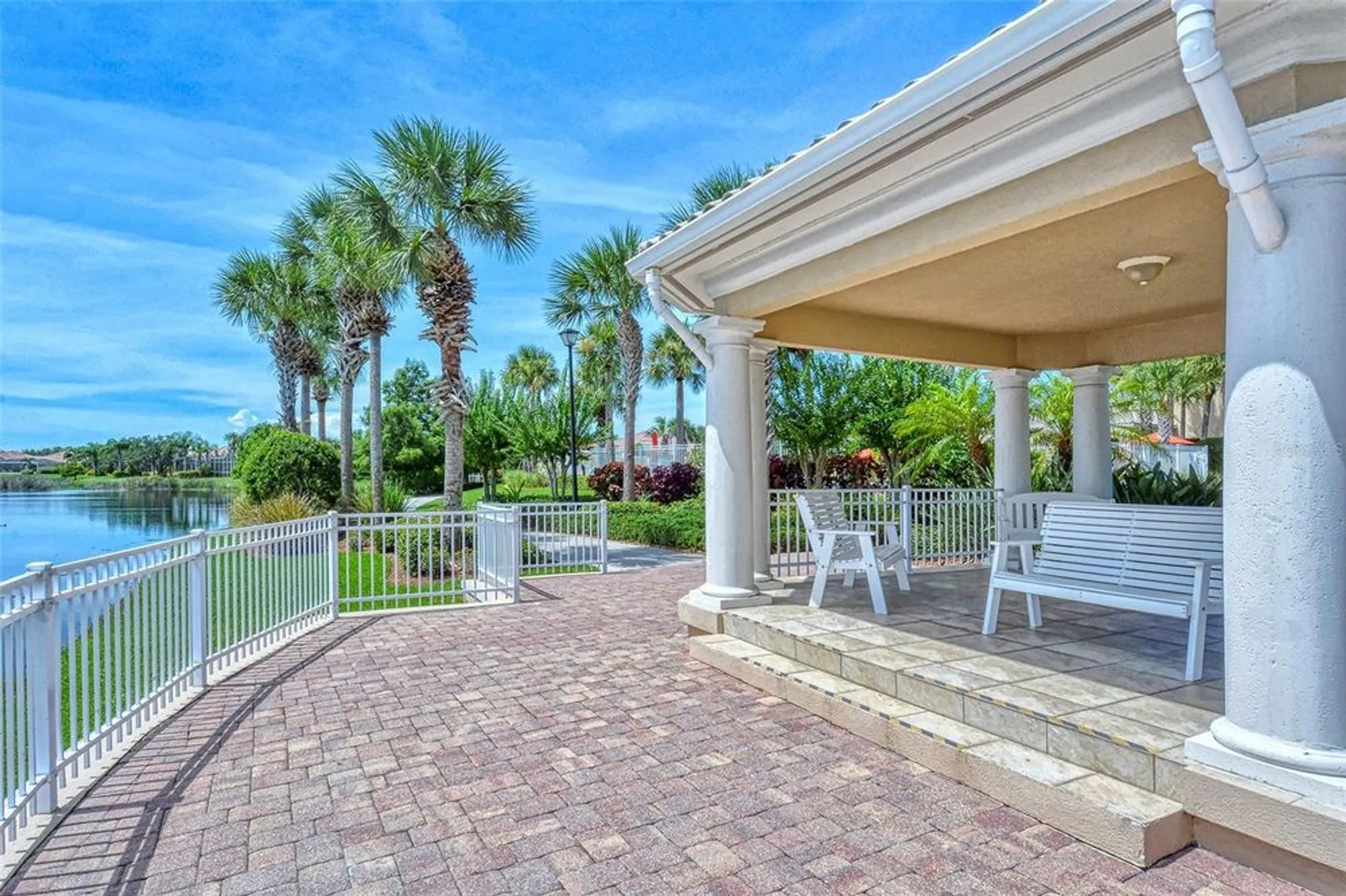 Property Slideshow image 34 of 49 | 1400 burgos dr, Sarasota, FL, 34238
