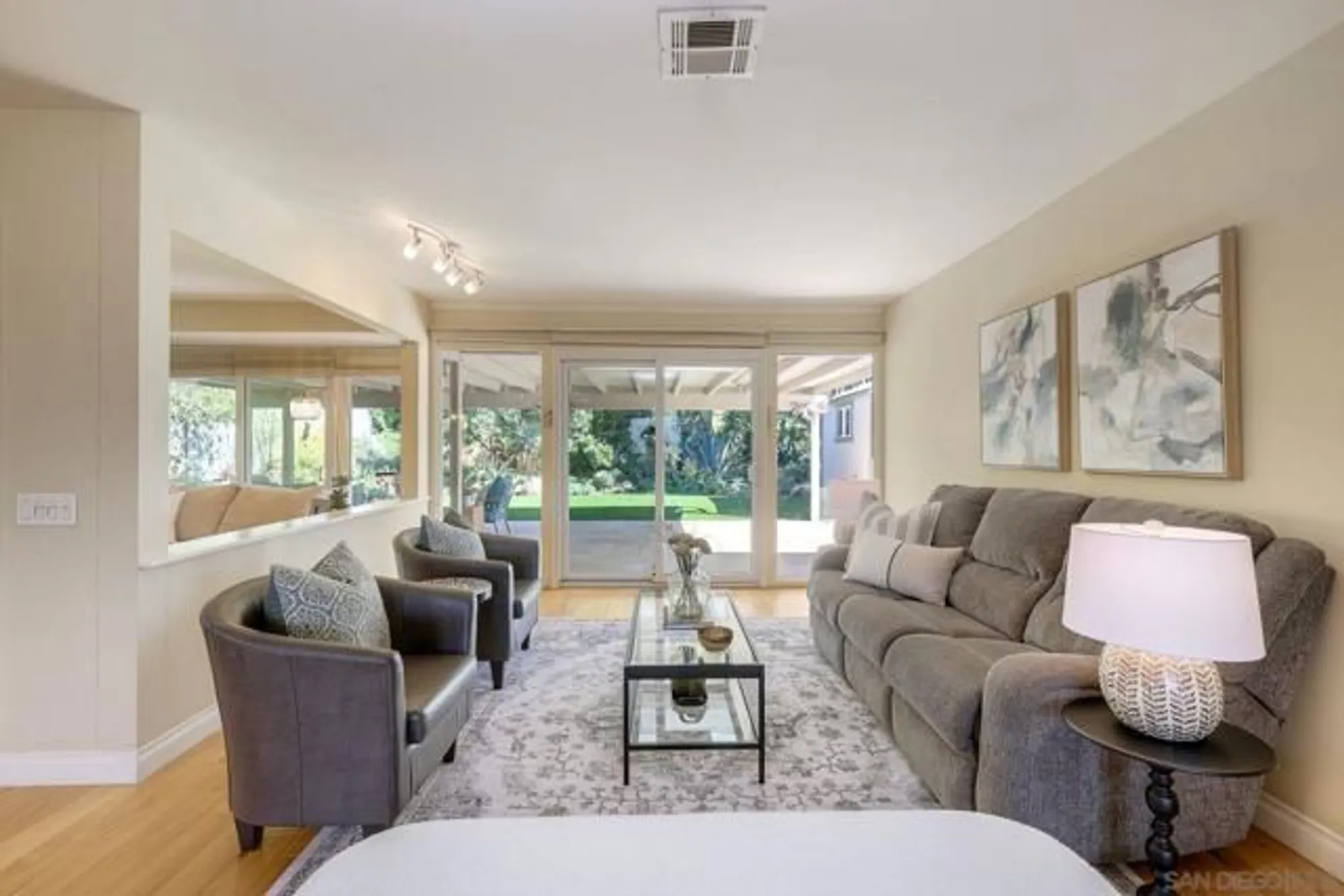 Property Slideshow image 6 of 34 | 12528 niego ln, San Diego, CA, 92128