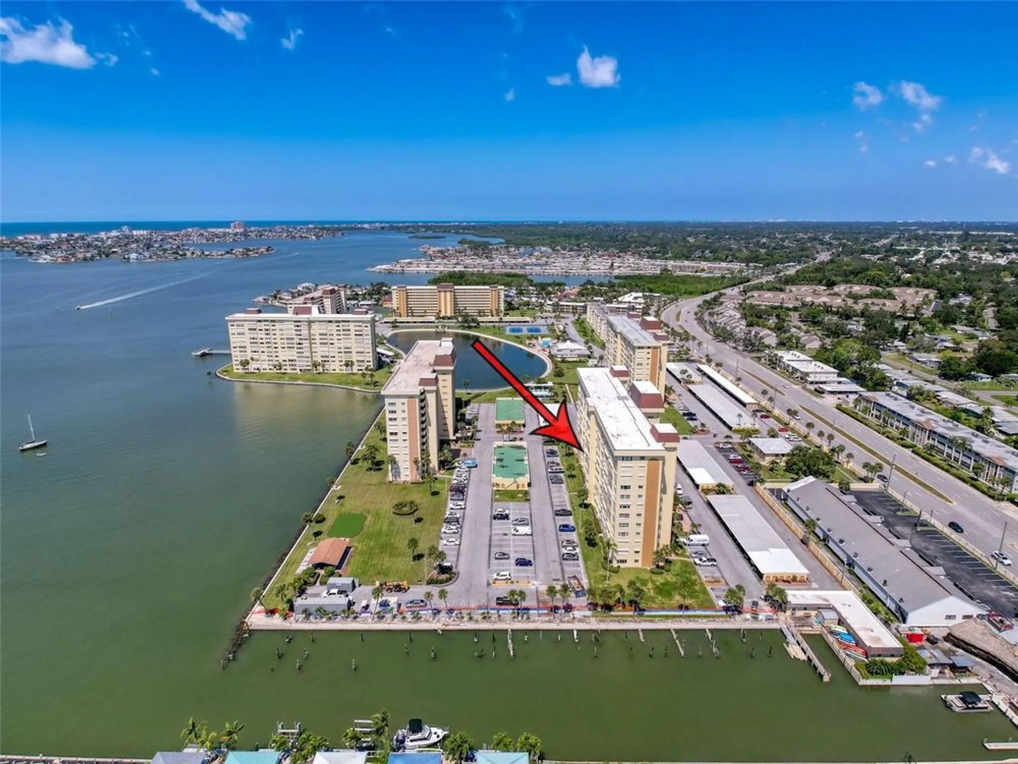 Property Slideshow image 32 of 32 | 4550 cove cir apt 507, St Petersburg, FL, 33708