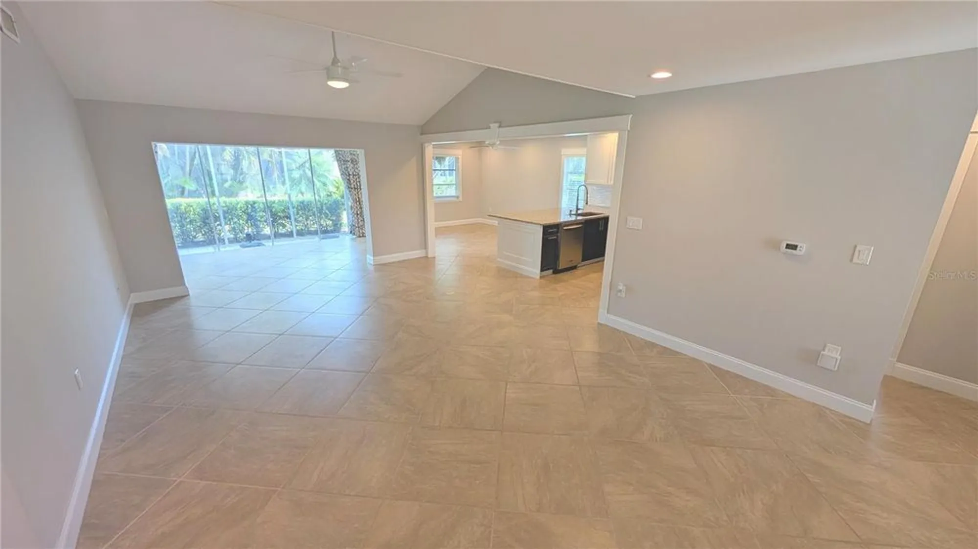 Property Slideshow image 5 of 37 | 3409 montilla ct # 8410, Sarasota, FL, 34232