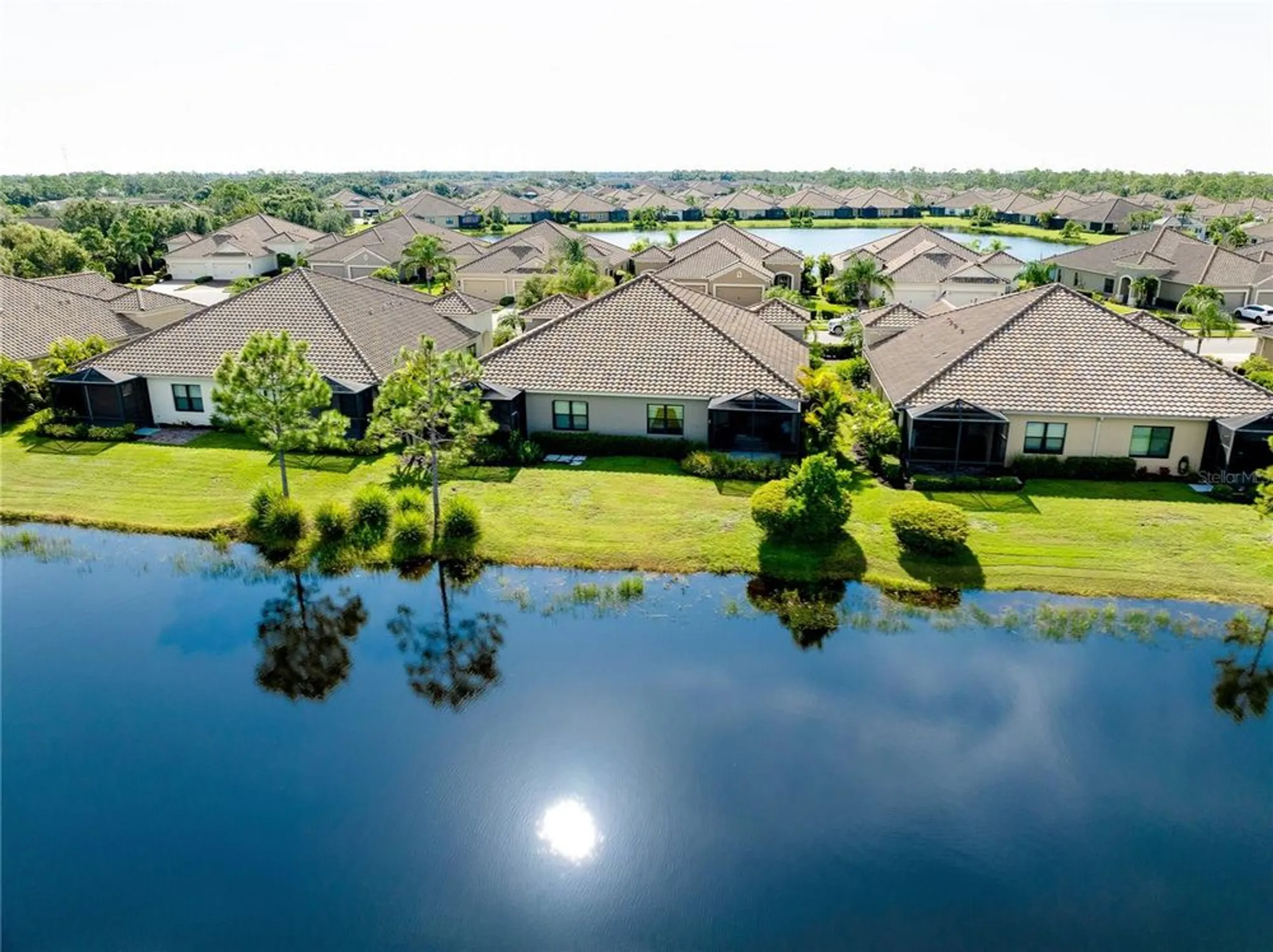 Property Slideshow image 45 of 59 | 21629 avon park ct, Venice, FL, 34293