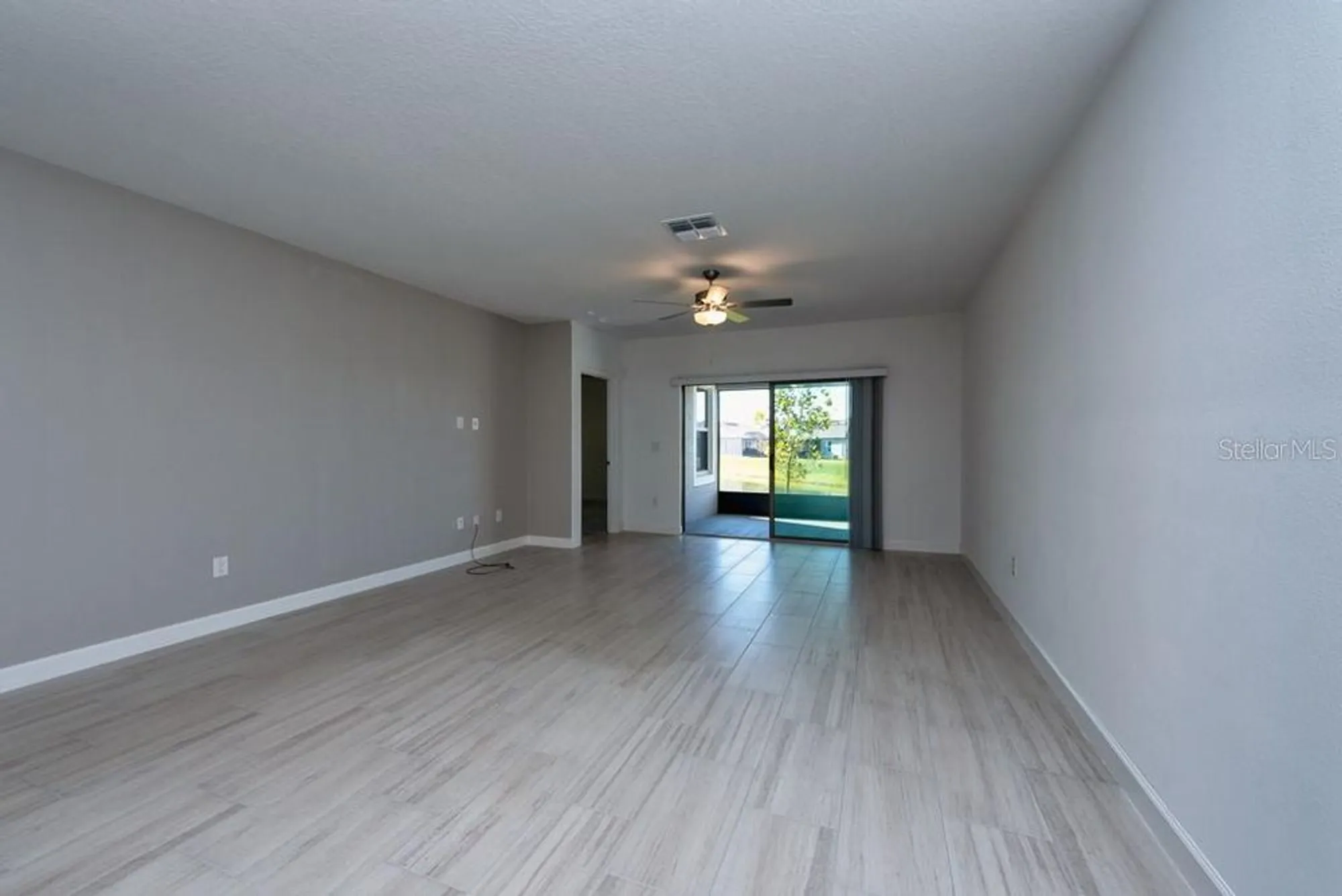 Property Slideshow image 7 of 40 | 10976 gable dig loop, San Antonio, FL, 33576