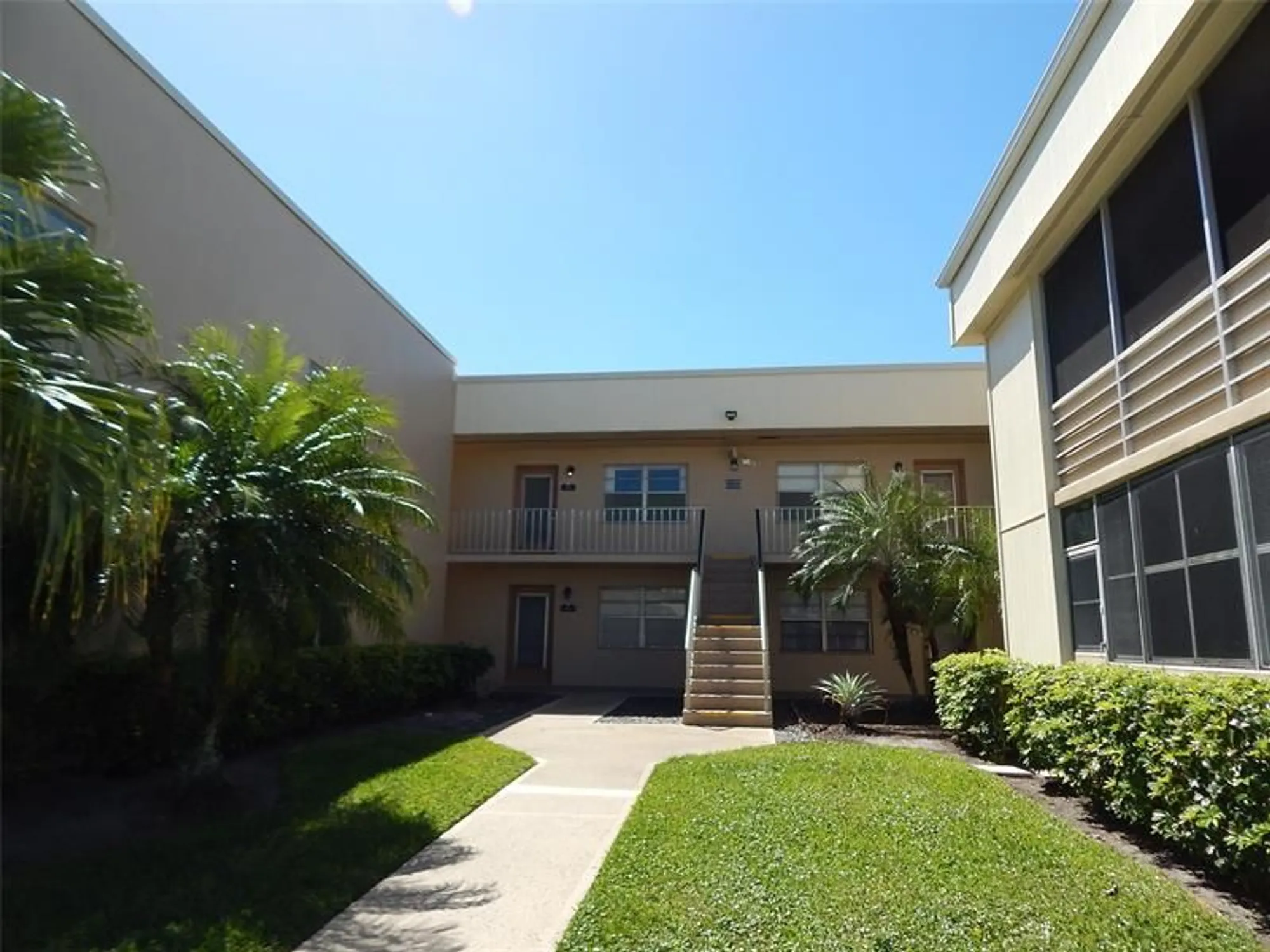 Property Slideshow image 2 of 50 | 393 capri i # 393, Delray Beach, FL, 33484