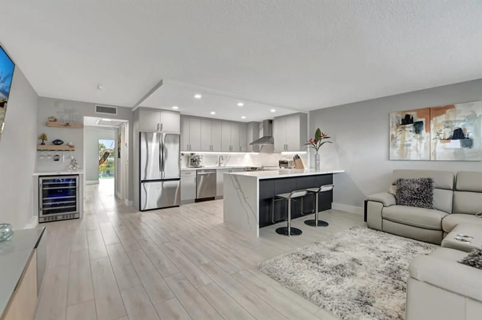 Property Slideshow image 16 of 43 | 3107 cambridge e unit e, Deerfield Beach, FL, 33442