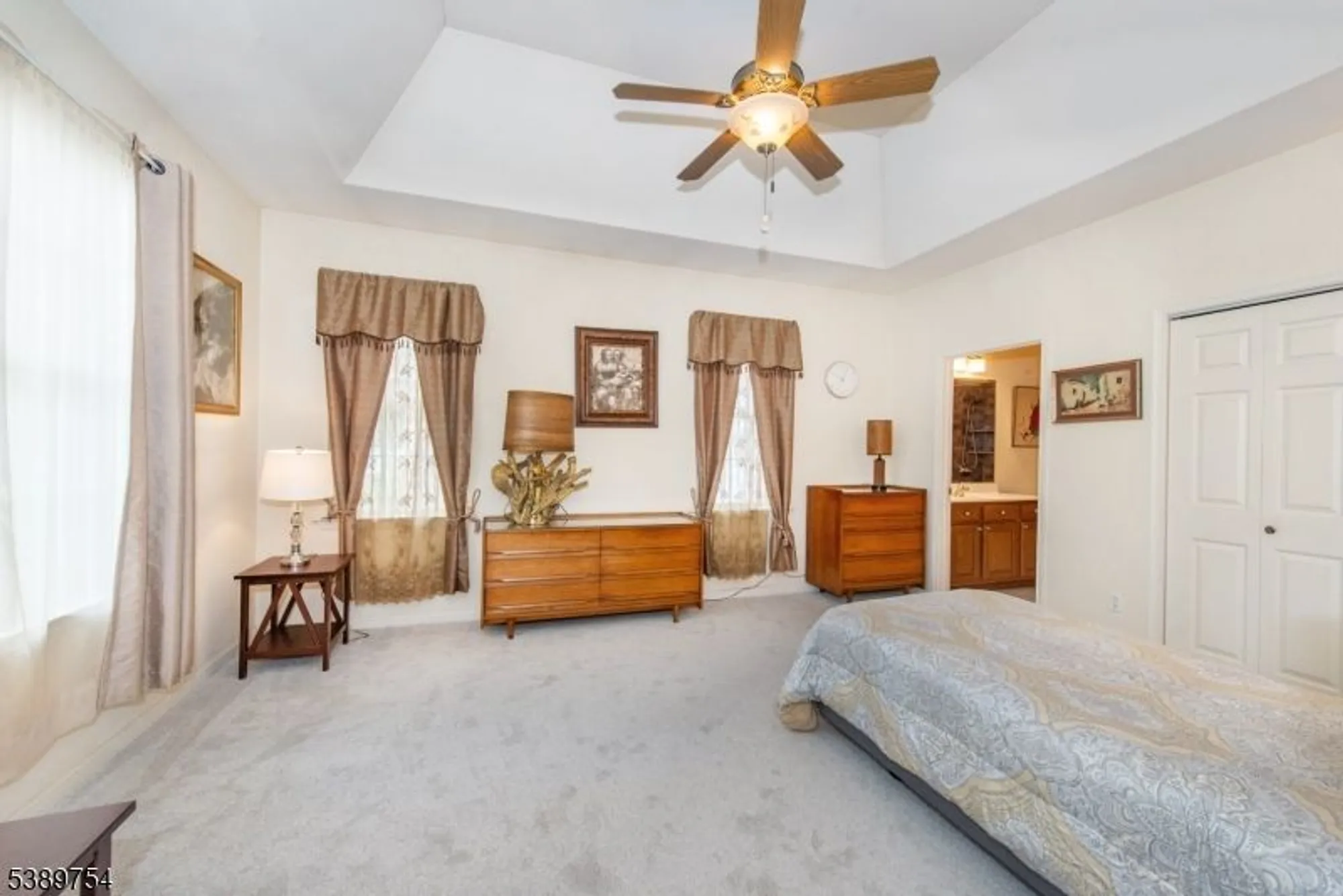 Property Slideshow image 11 of 24 | 25 indian plantation st, Flemington, NJ, 08822