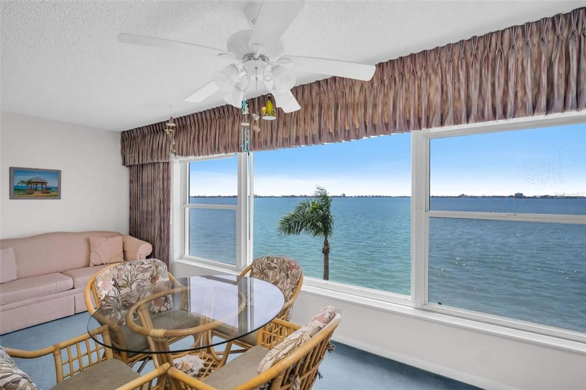 Property Slideshow image 7 of 28 | 5980 shore blvd 403, Gulfport, FL, 33707